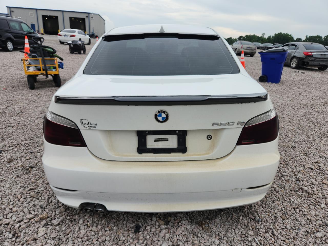 2010 Bmw 528 I White vin: WBANU5C5XAC128628