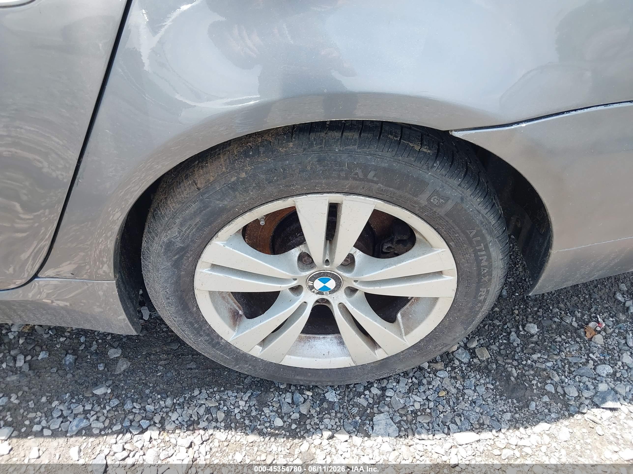 2009 Bmw 528i Xdrive Silver vin: WBANV13509C154849
