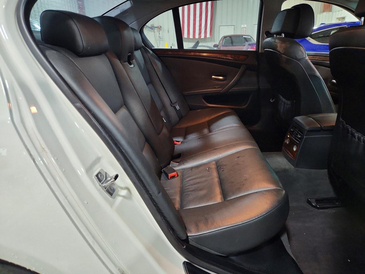 2009 Bmw 528 Xi White vin: WBANV13519C155279