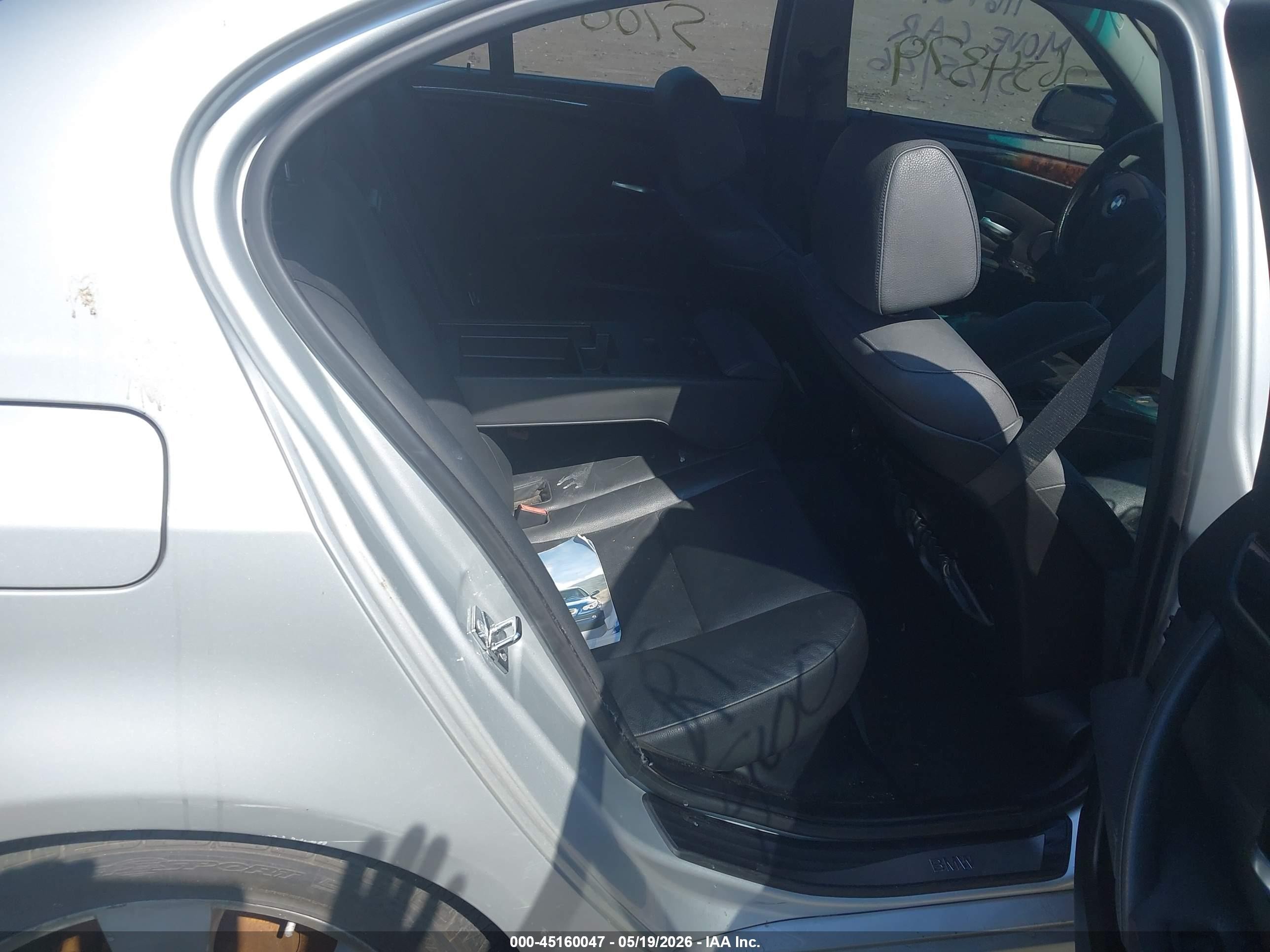 2008 Bmw 528xi   Silver vin: WBANV13528CZ56785