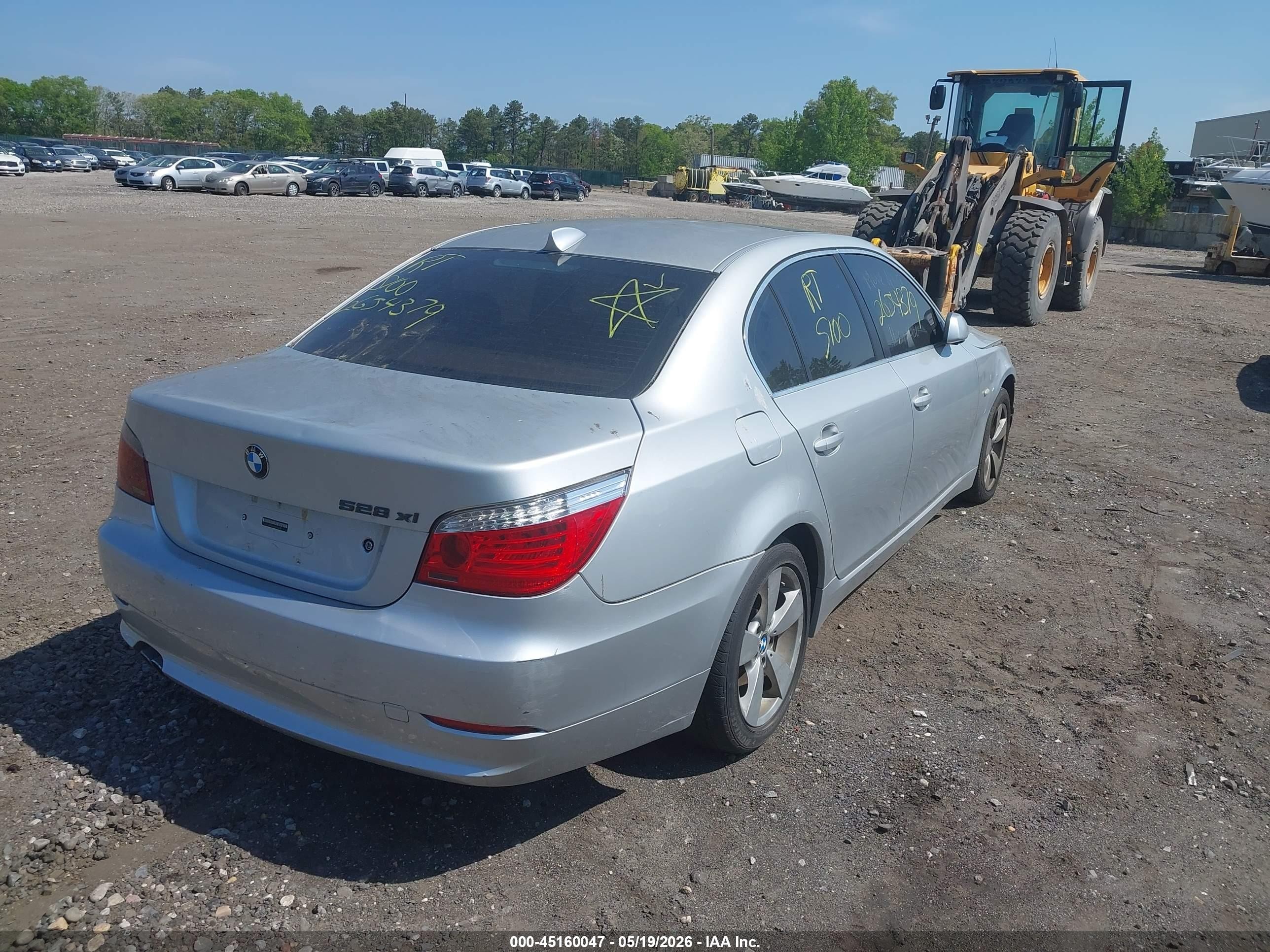 2008 Bmw 528xi   Silver vin: WBANV13528CZ56785