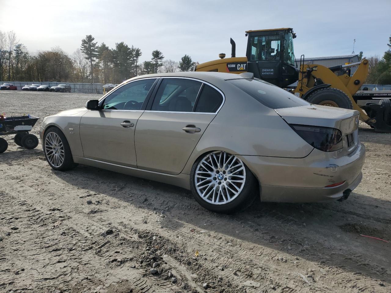 2009 Bmw 528 Xi Желто-коричневый vin: WBANV13529C153685