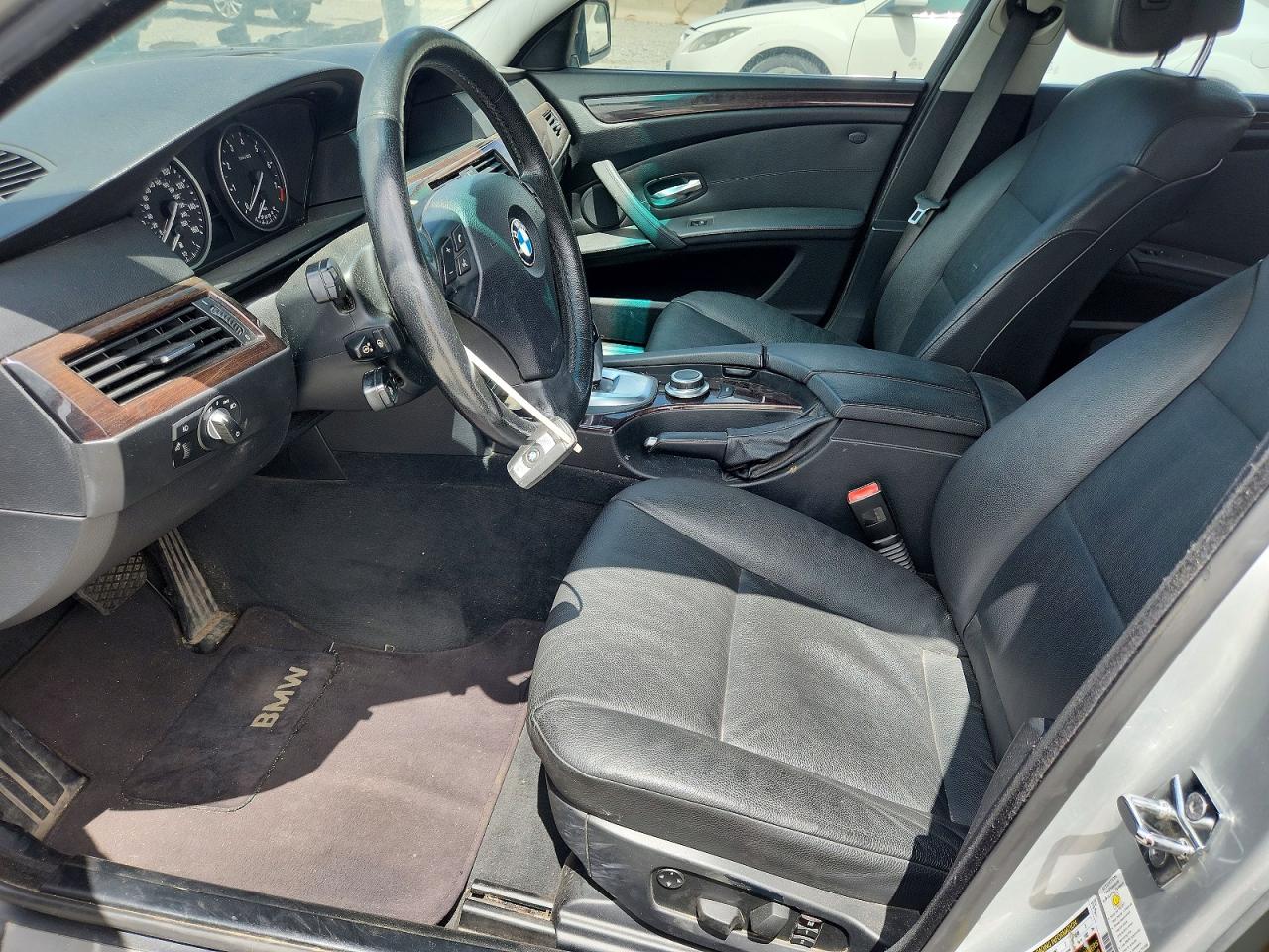2008 Bmw 528 Xi Серебряный vin: WBANV13538CZ53703