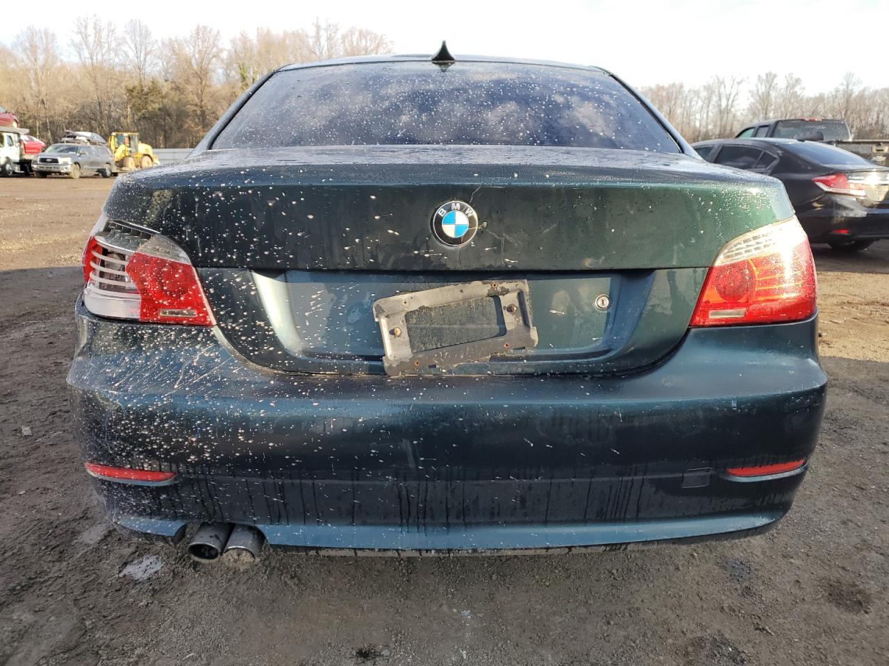 2009 Bmw 528 Xi Зеленый vin: WBANV13539C154456 Damage: Left Tail Light, Broken, Replacement Required