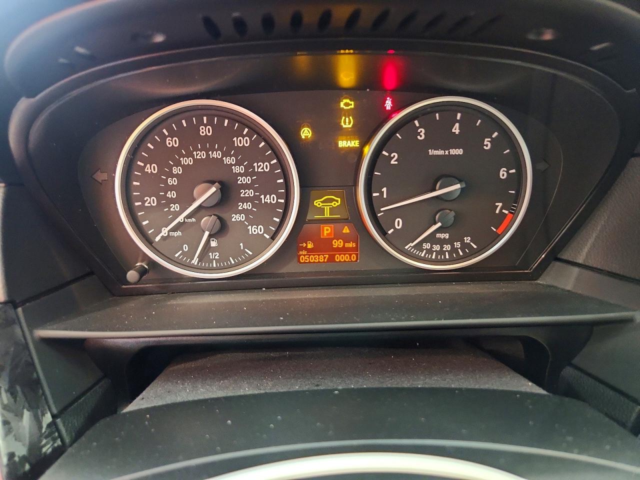2008 Bmw 528 Xi Черный vin: WBANV13568BZ48159