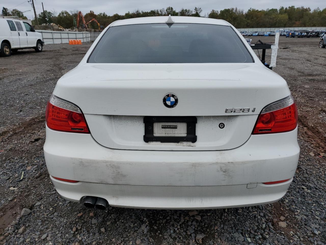 2009 Bmw 528 Xi White vin: WBANV13569C151518