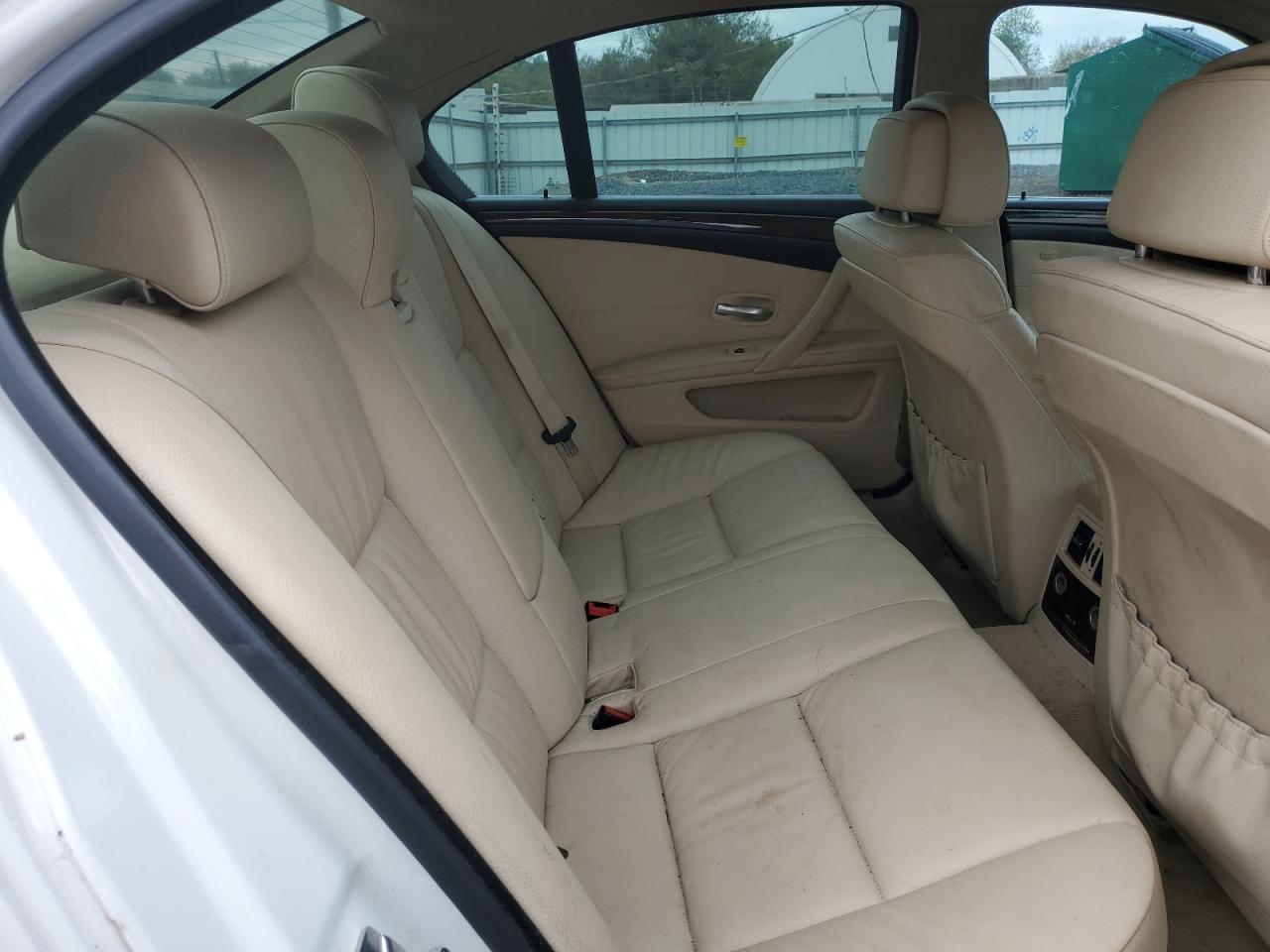 2009 Bmw 528 Xi White vin: WBANV13569C151518