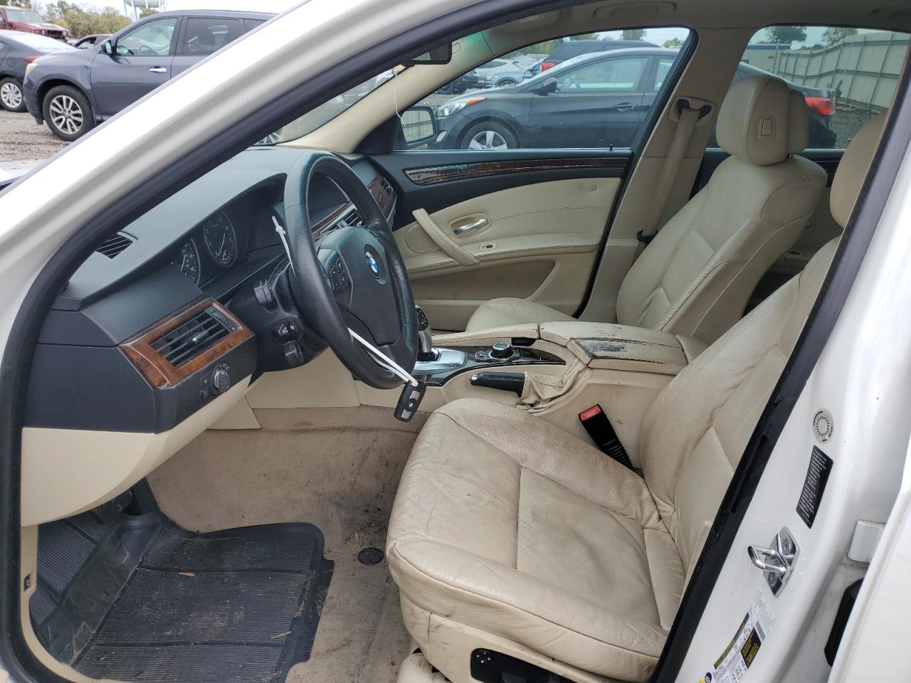 2009 Bmw 528 Xi White vin: WBANV13569C151518