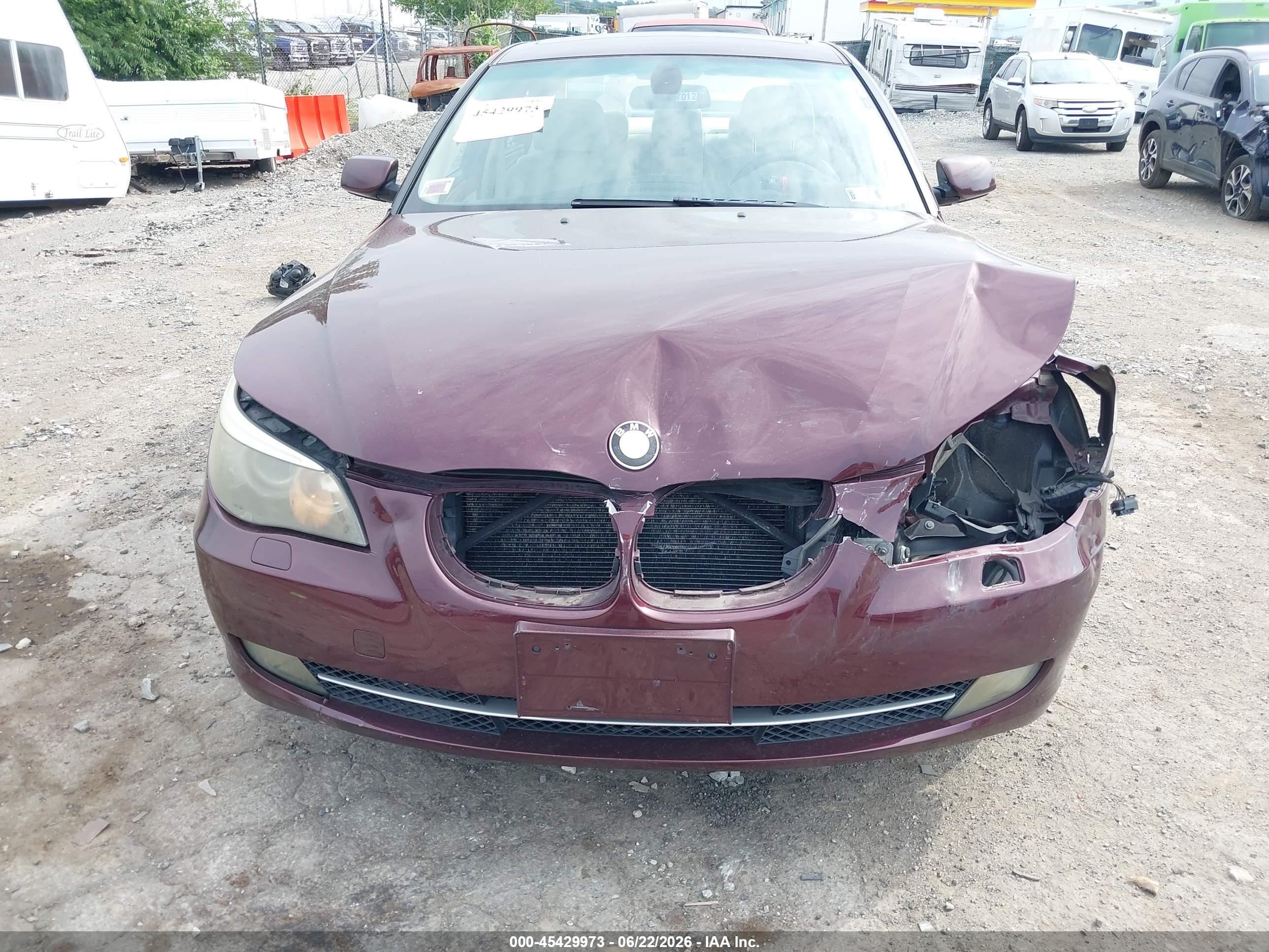 2009 Bmw 528i Xdrive Burgundy vin: WBANV13569C153351
