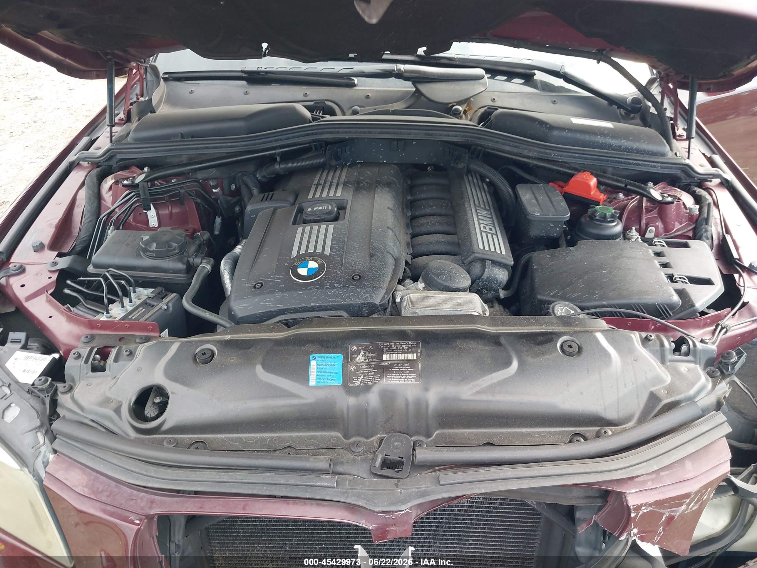 2009 Bmw 528i Xdrive Burgundy vin: WBANV13569C153351