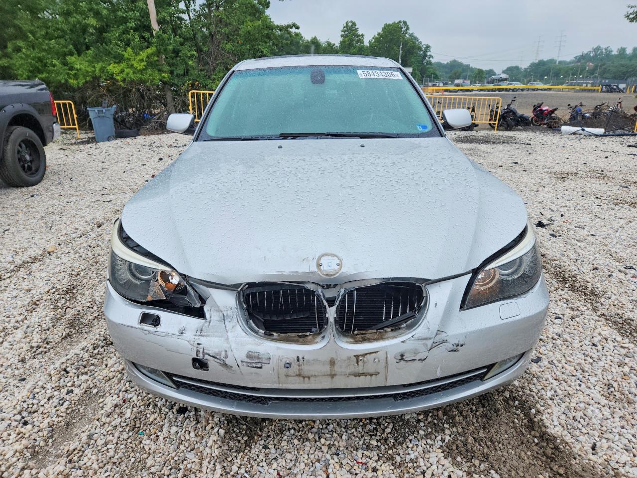 2008 Bmw 528 Xi Silver vin: WBANV13588CZ53566
