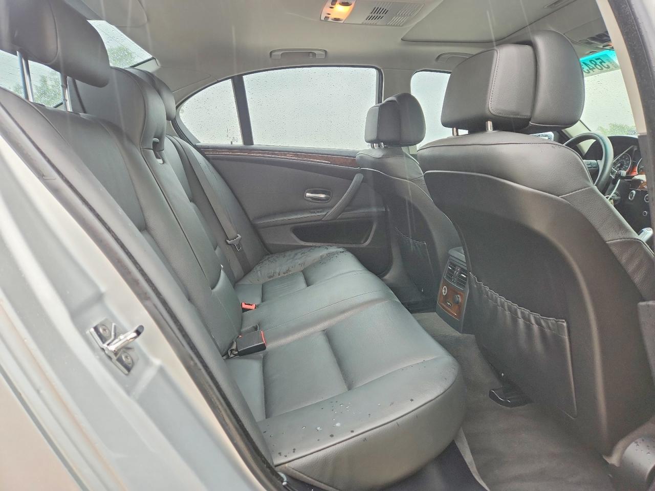 2008 Bmw 528 Xi Silver vin: WBANV13588CZ53566