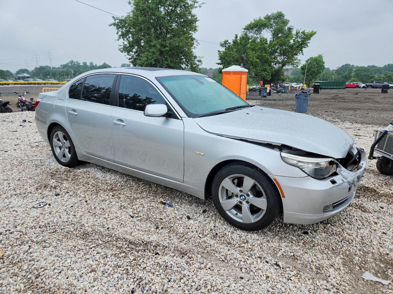 2008 Bmw 528 Xi Silver vin: WBANV13588CZ53566
