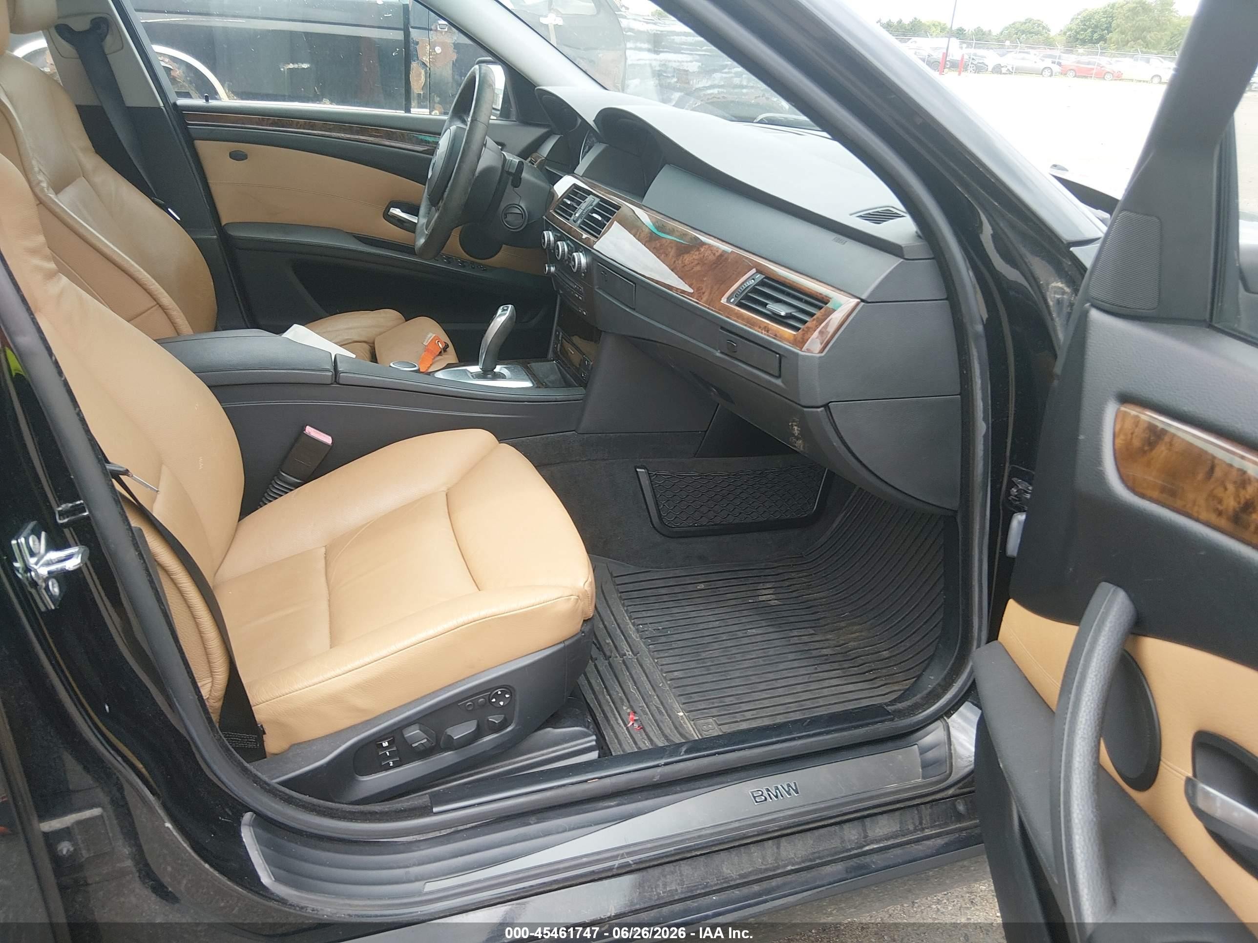 2008 Bmw 528xi   Black vin: WBANV135X8CZ51687