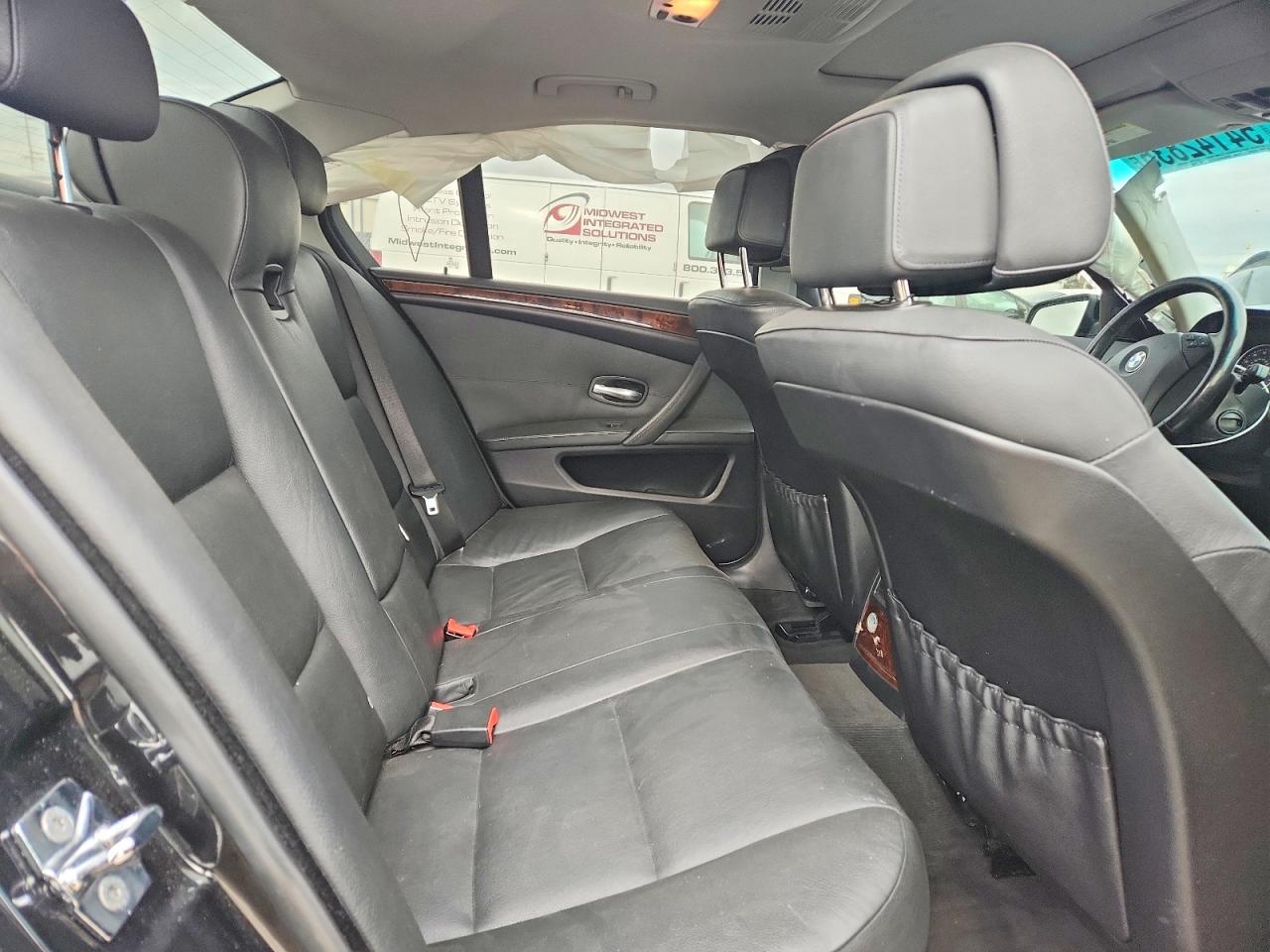 2008 Bmw 528 Xi Black vin: WBANV135X8CZ52886