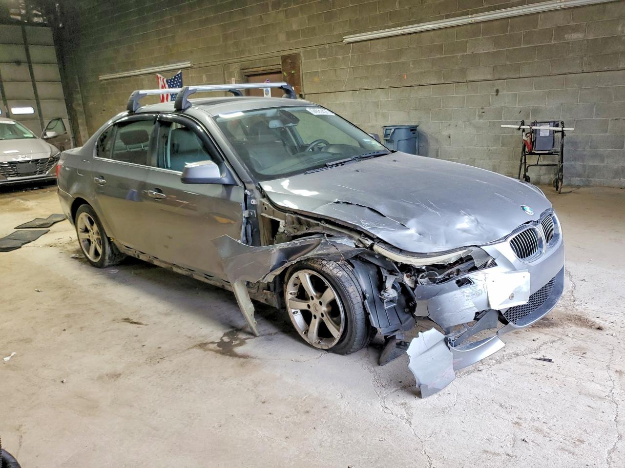 2010 Bmw 528 Xi Silver vin: WBANV1C50AC445453