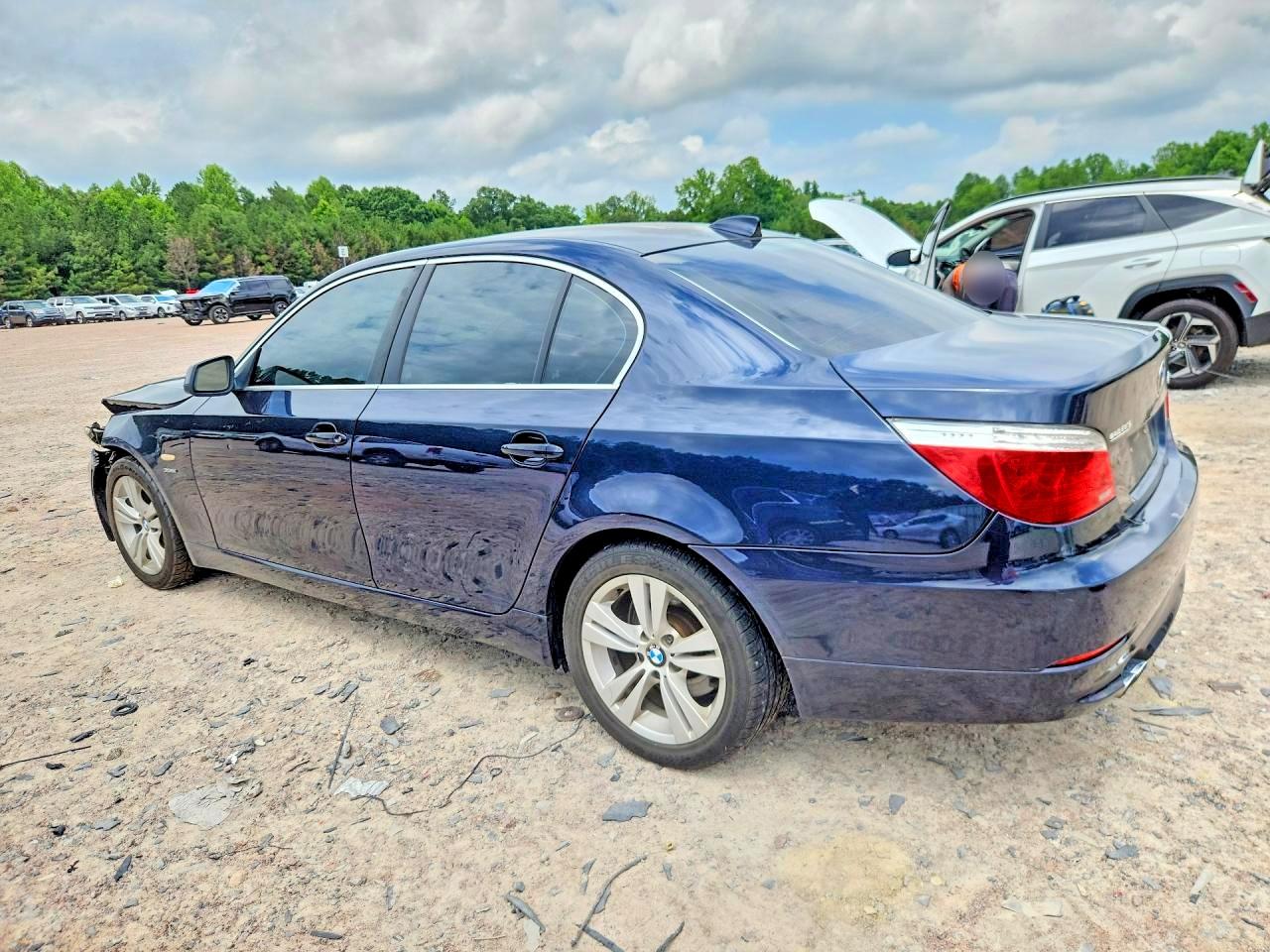 2010 Bmw 528 Xi Синий vin: WBANV1C50AC445470