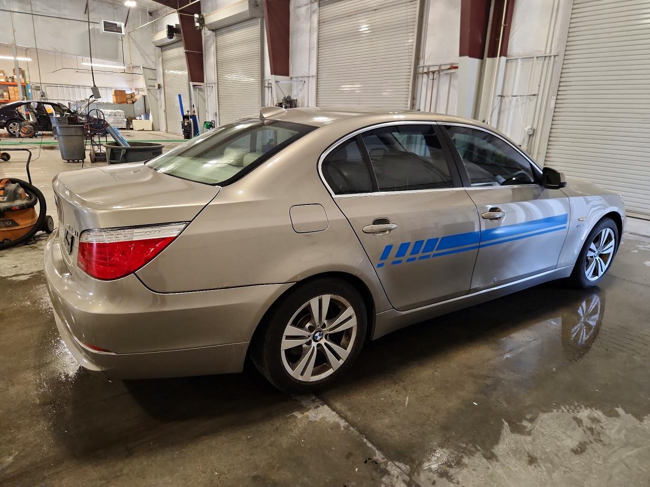 2010 Bmw 528i Tan vin: WBANV1C51AC159983