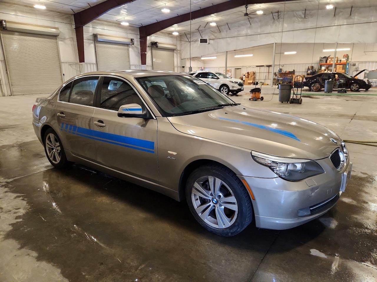2010 Bmw 528i Tan vin: WBANV1C51AC159983