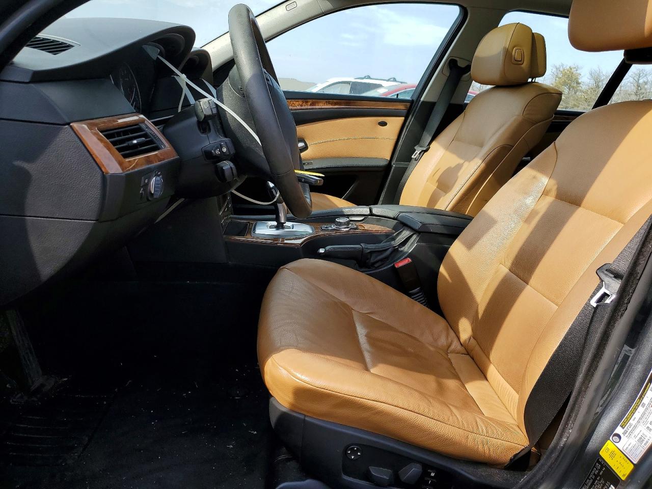 2010 Bmw 528 Xi Charcoal vin: WBANV1C52AC157935