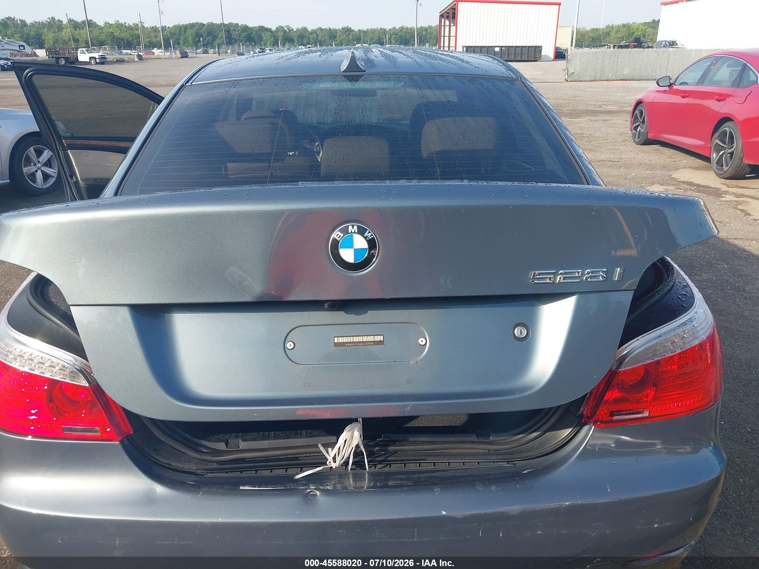 2010 Bmw 528i Xdrive Blue vin: WBANV1C56AC159736