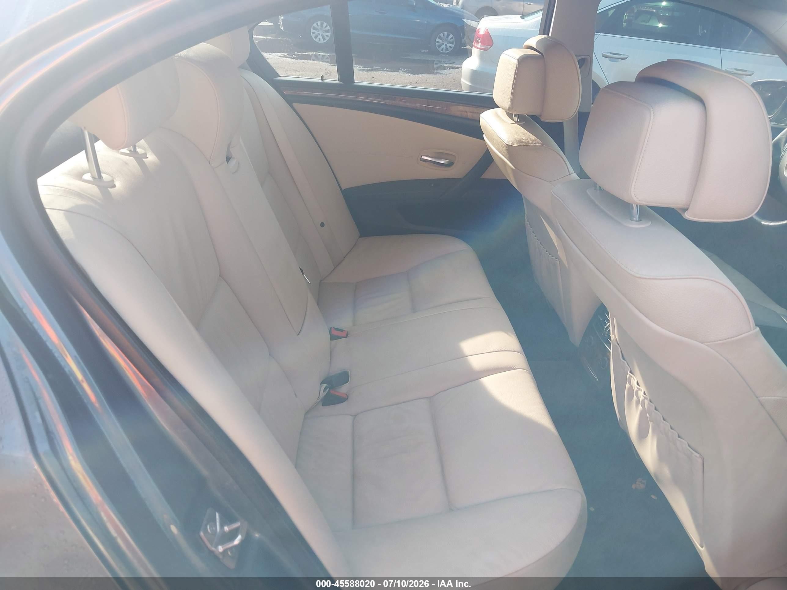 2010 Bmw 528i Xdrive Blue vin: WBANV1C56AC159736