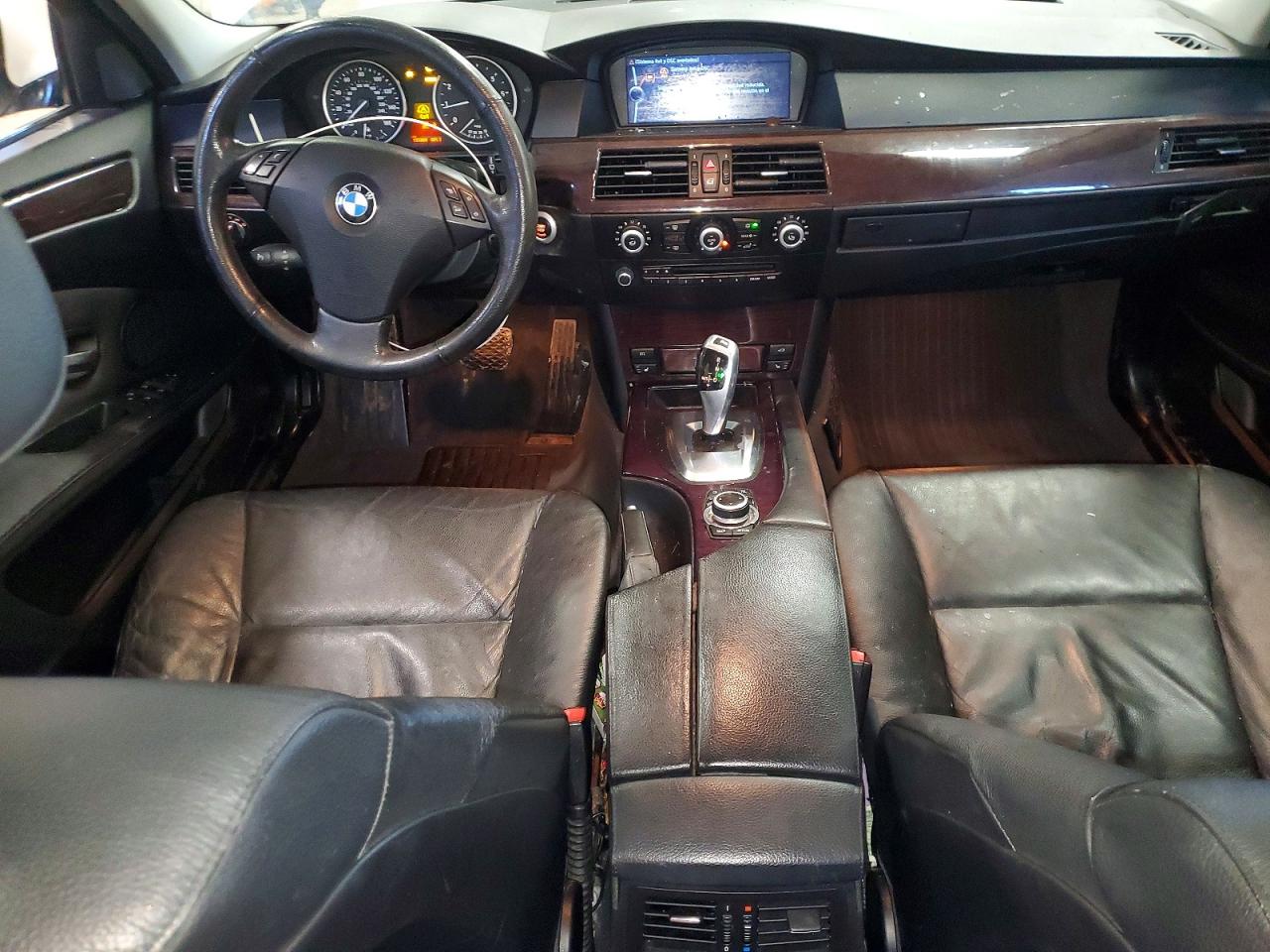 2010 Bmw 528 Xi White vin: WBANV1C56AC445991