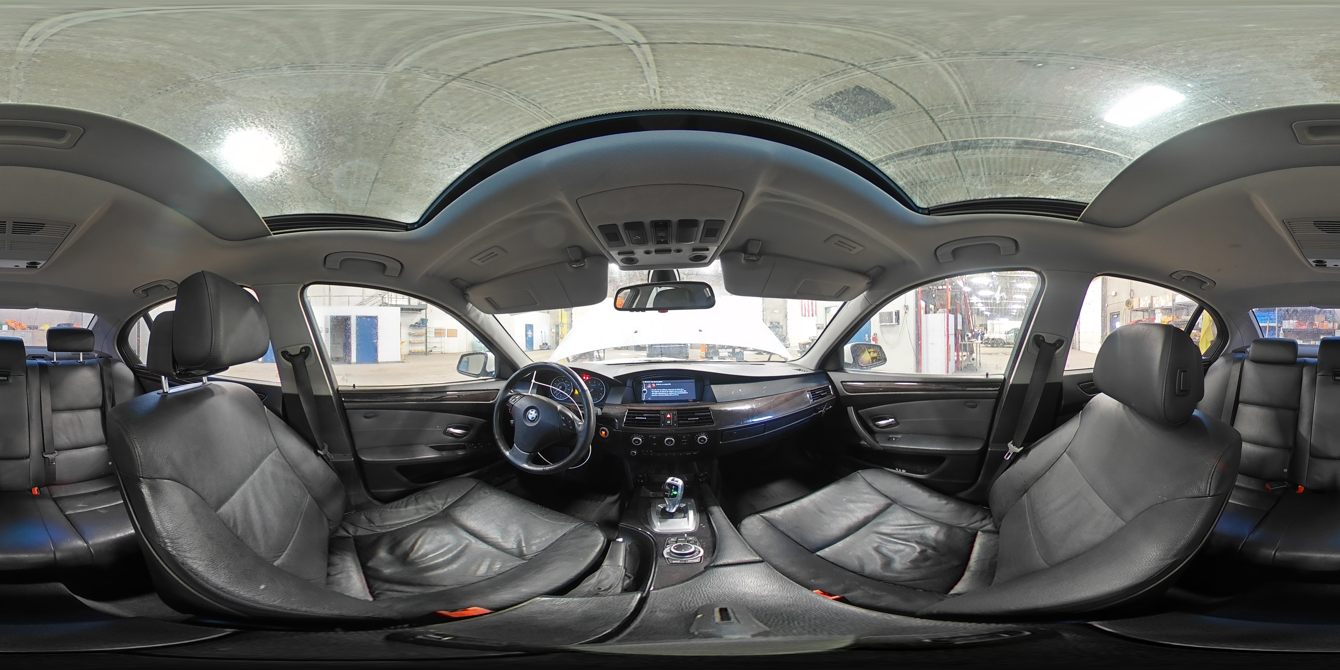 2010 Bmw 528 Xi White vin: WBANV1C56AC445991