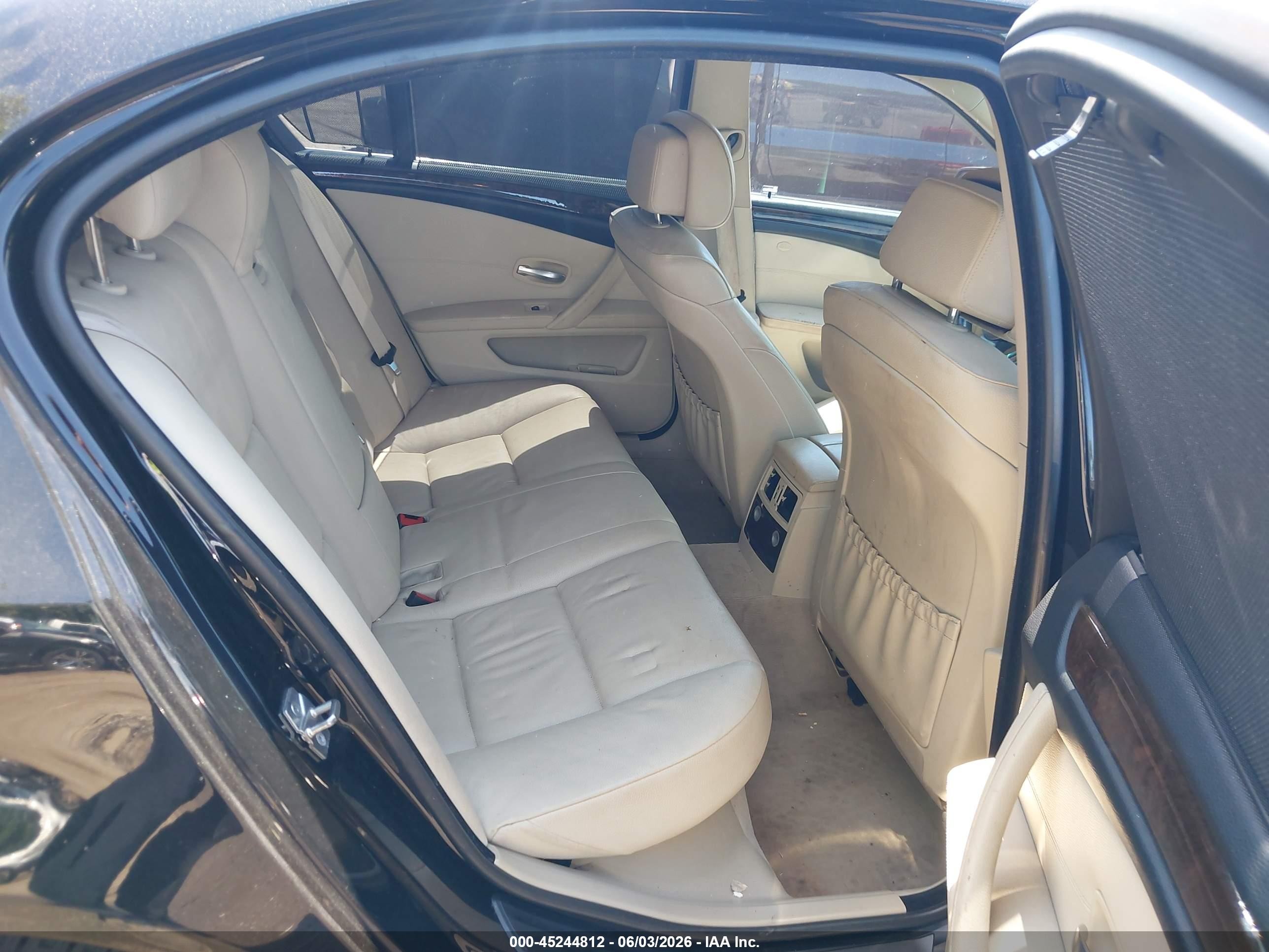 2010 Bmw 528i Xdrive Black vin: WBANV1C57AC389544