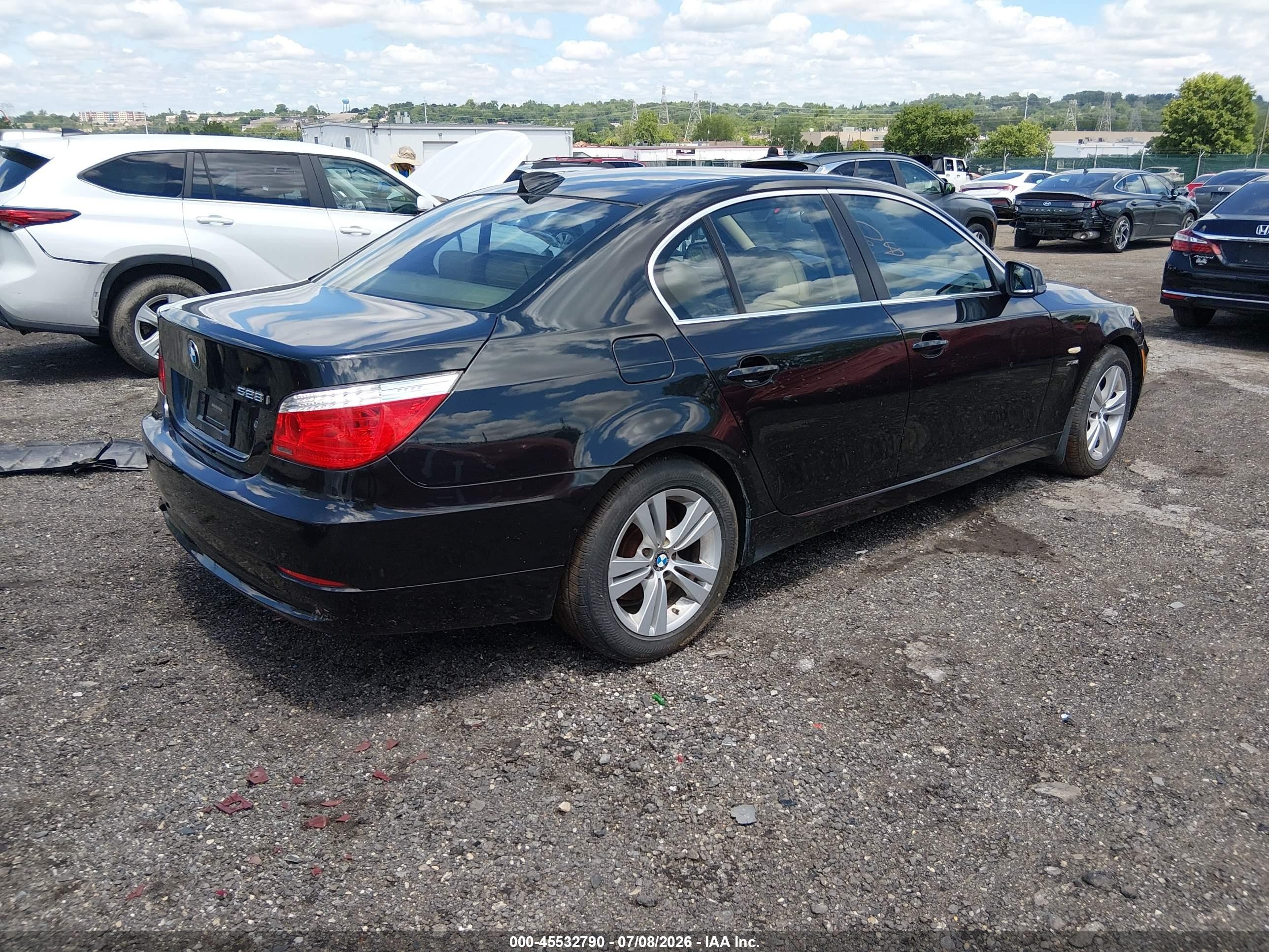 2010 Bmw 528i Xdrive Black vin: WBANV1C59AC443491