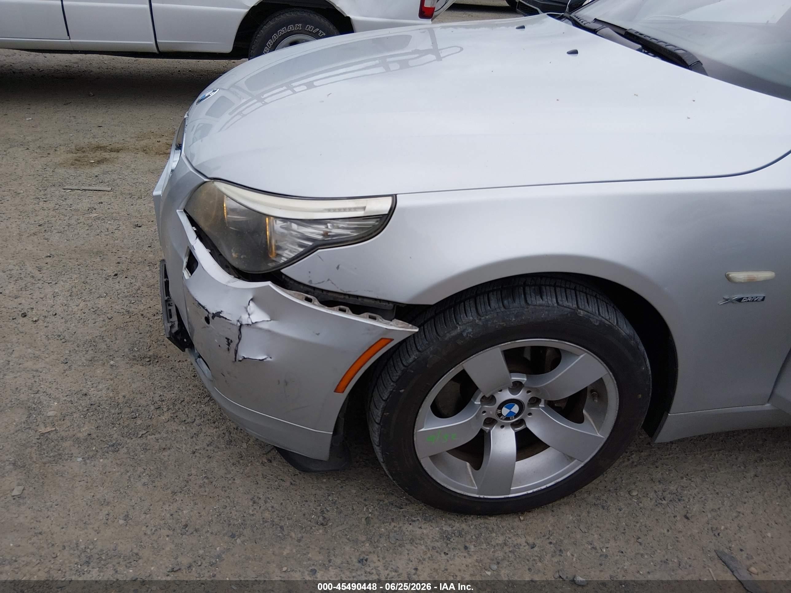 2010 Bmw 528i Xdrive Silver vin: WBANV1C59AC443555