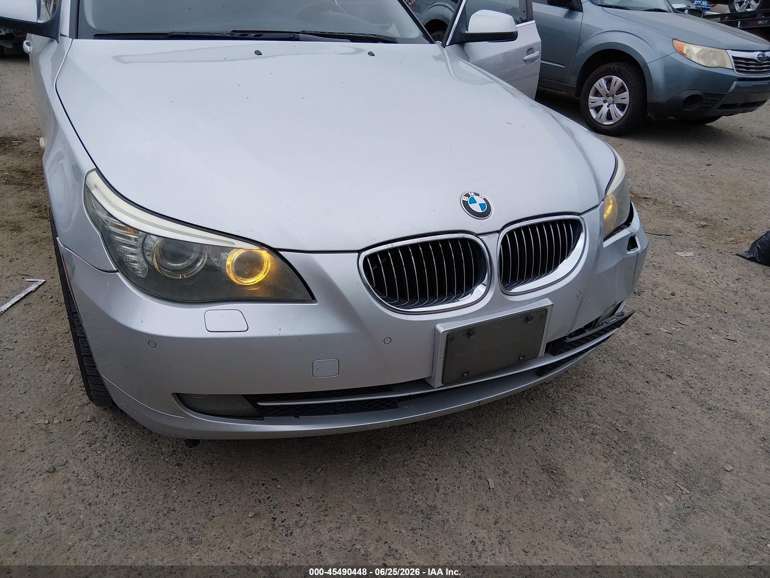 2010 Bmw 528i Xdrive Silver vin: WBANV1C59AC443555