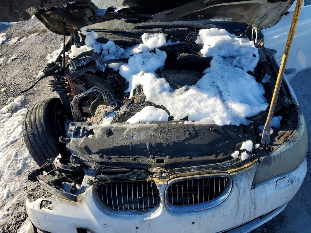 2009 Bmw 535 Xi White vin: WBANV93539C131970