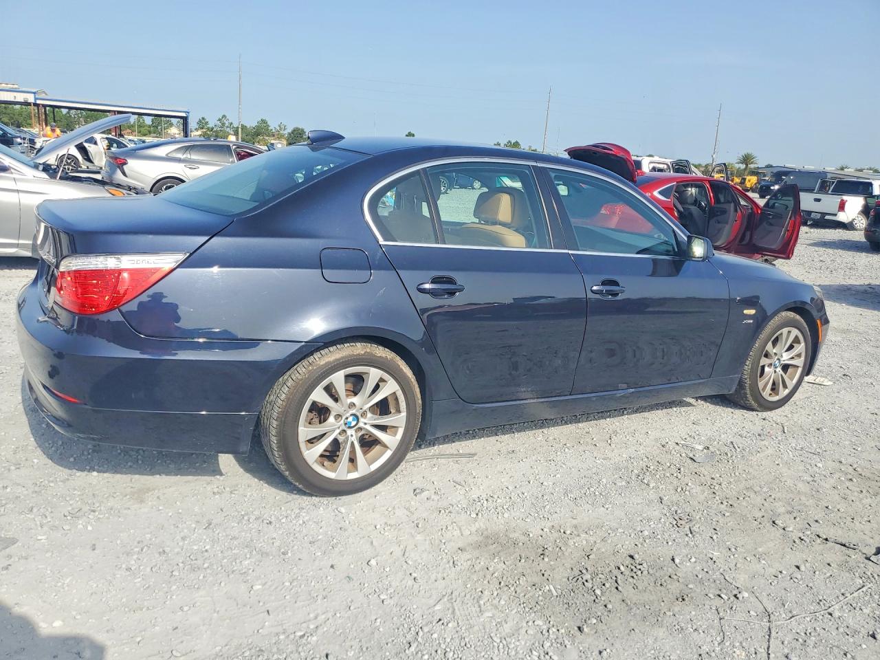 2009 Bmw 535 Xi Blue vin: WBANV93589C135691