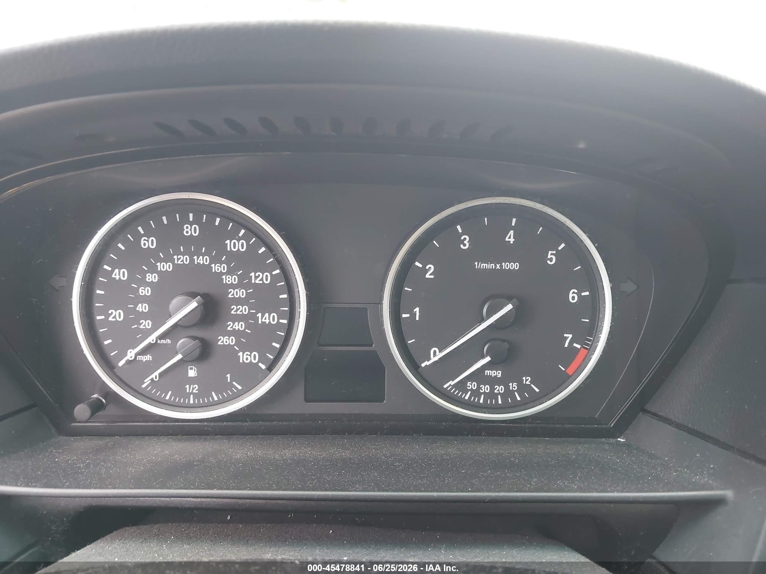 2008 Bmw 535xi   Серый vin: WBANV93598CW56451