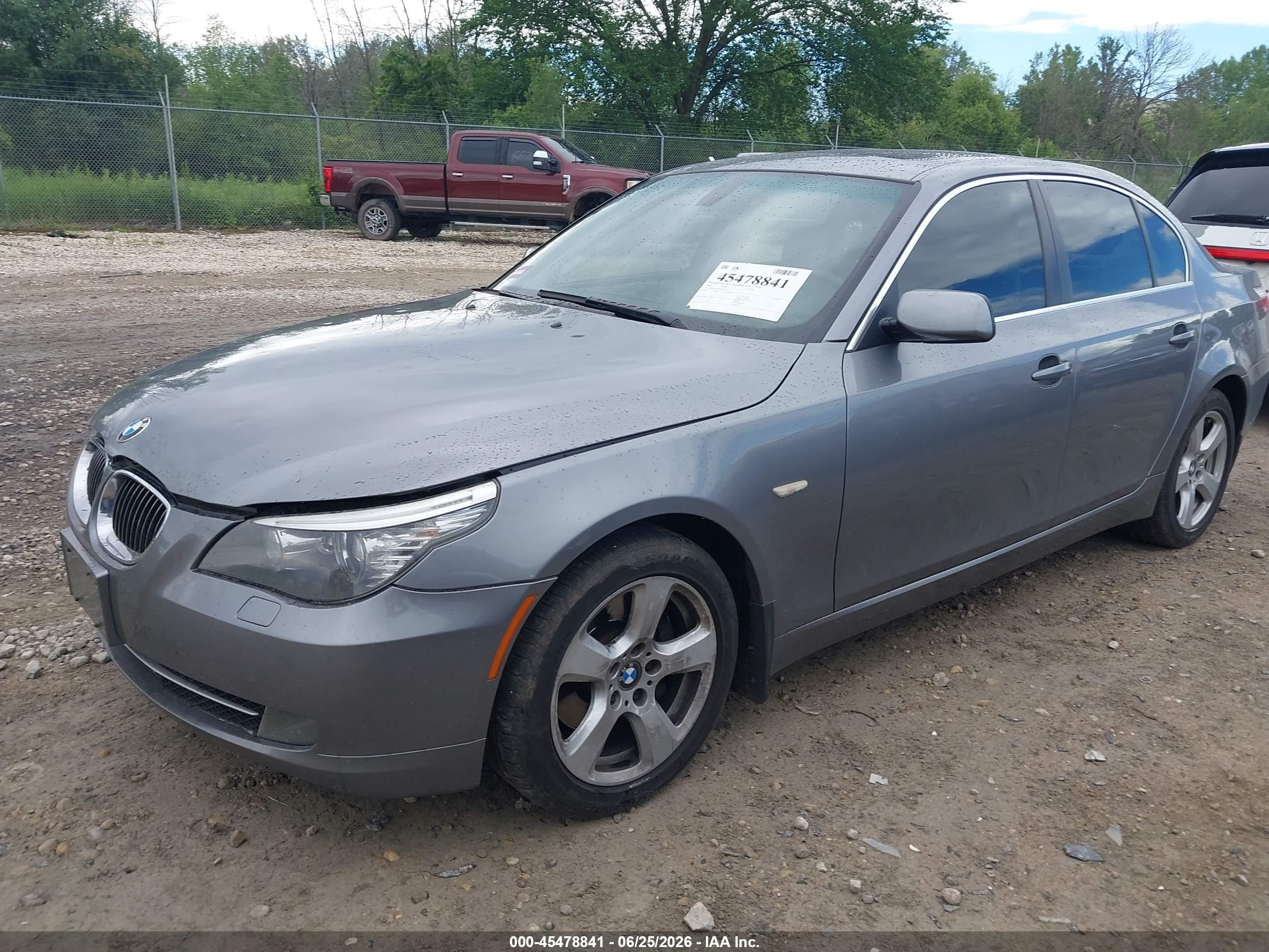 2008 Bmw 535xi   Серый vin: WBANV93598CW56451