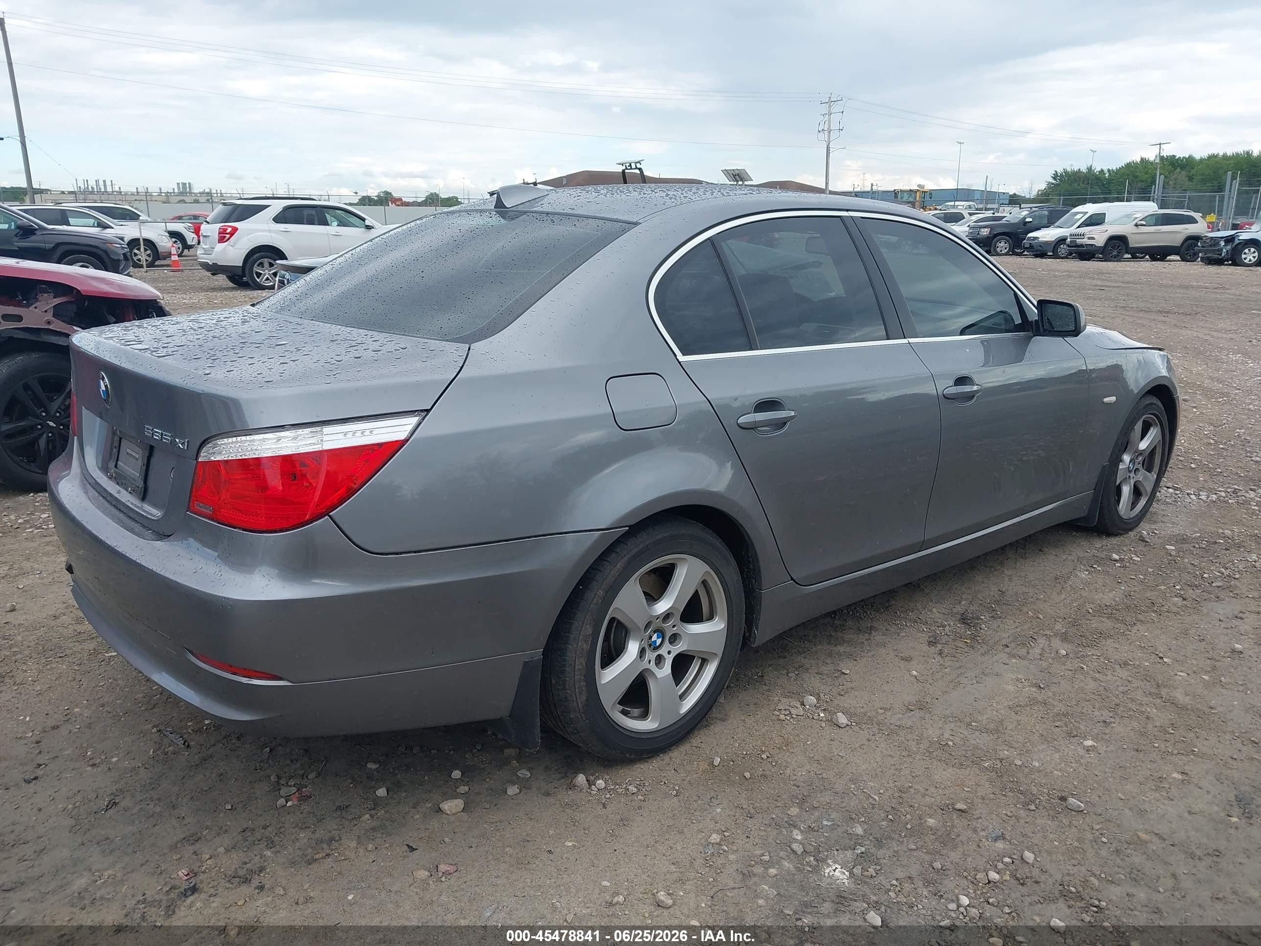 2008 Bmw 535xi   Серый vin: WBANV93598CW56451
