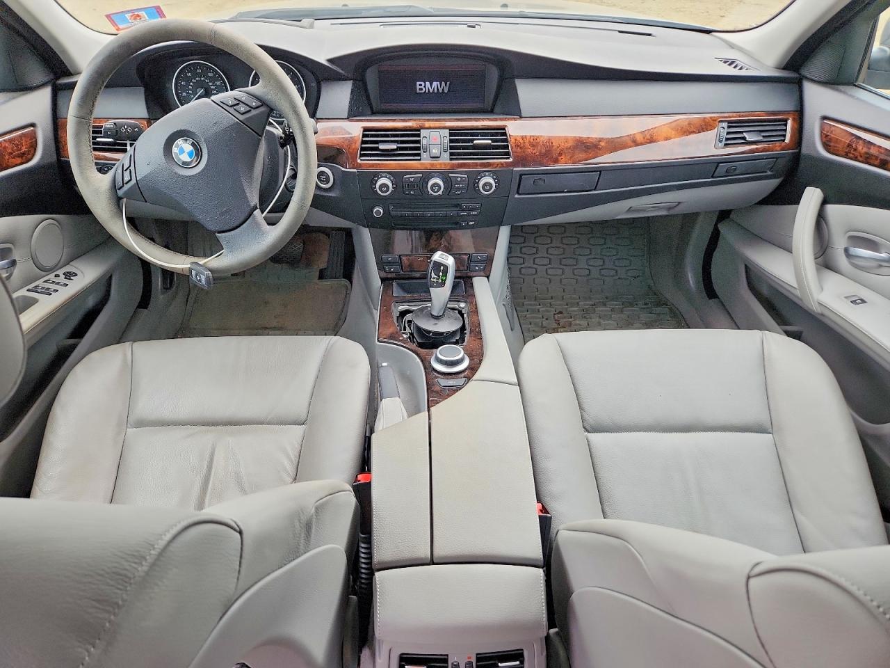 2008 Bmw 535 Xi Silver vin: WBANV935X8CZ69461