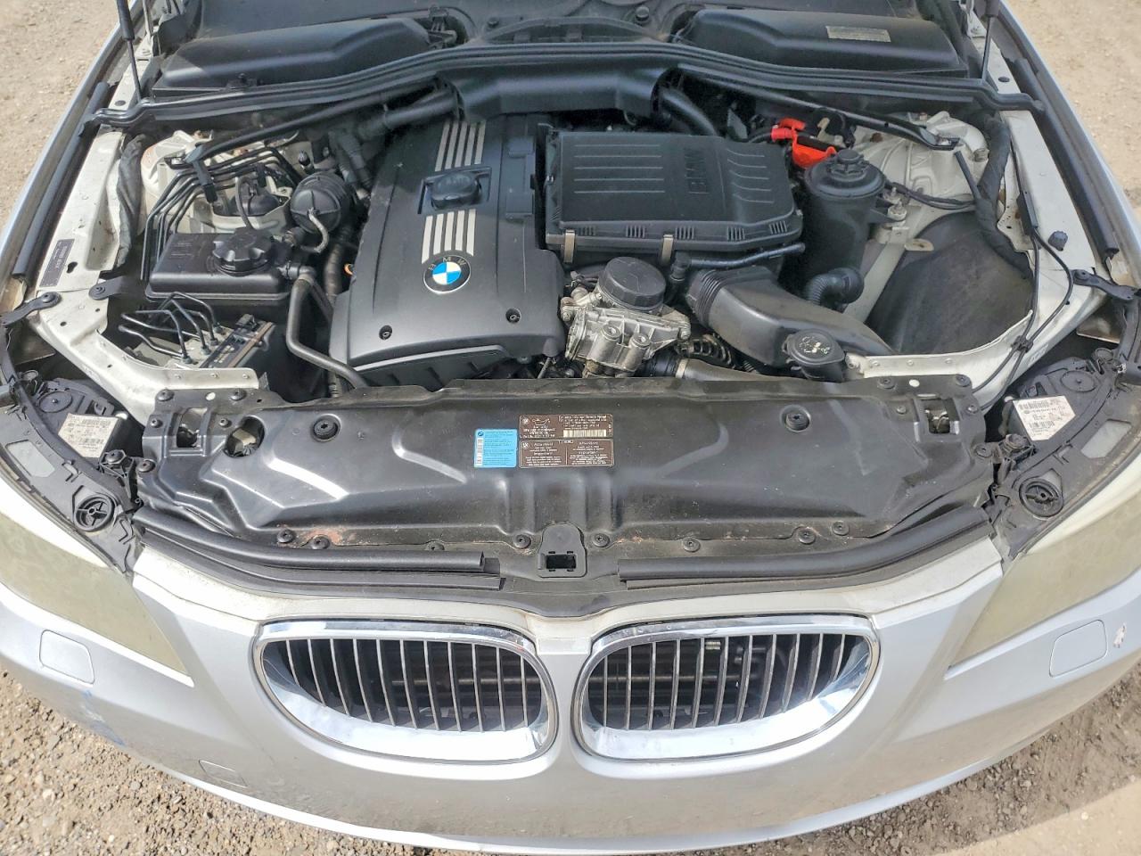 2010 Bmw 535 Xi Silver vin: WBANV9C51AC391398