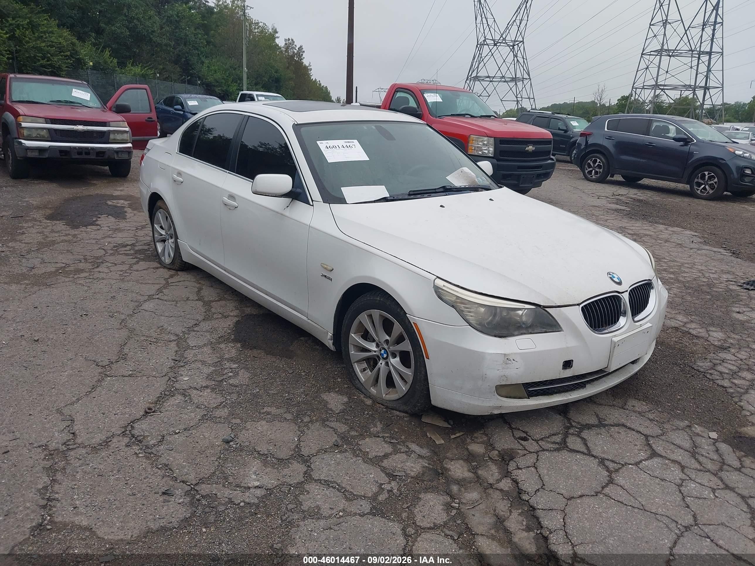 2010 Bmw 535i Xdrive White vin: WBANV9C52AC138705