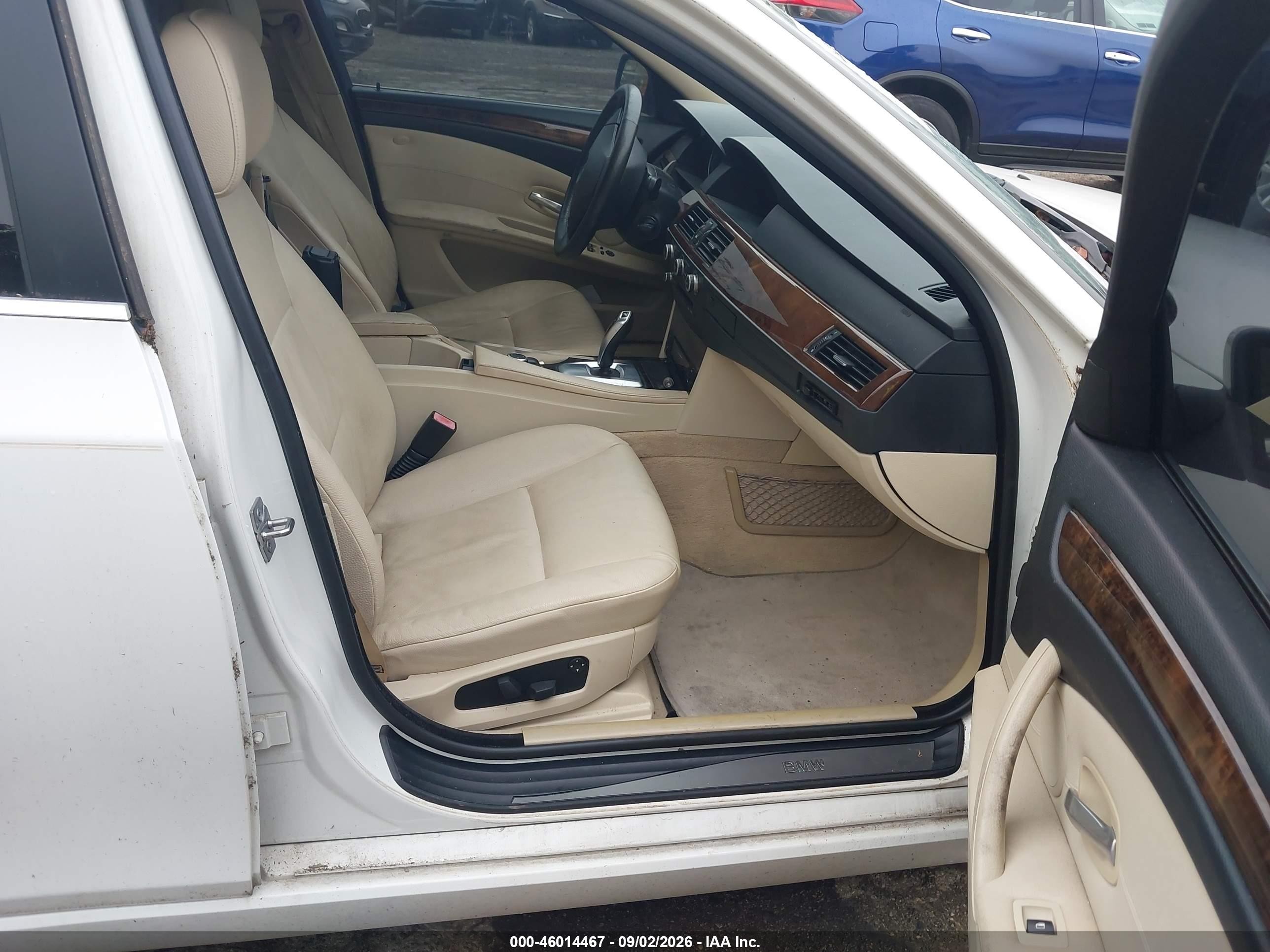 2010 Bmw 535i Xdrive White vin: WBANV9C52AC138705