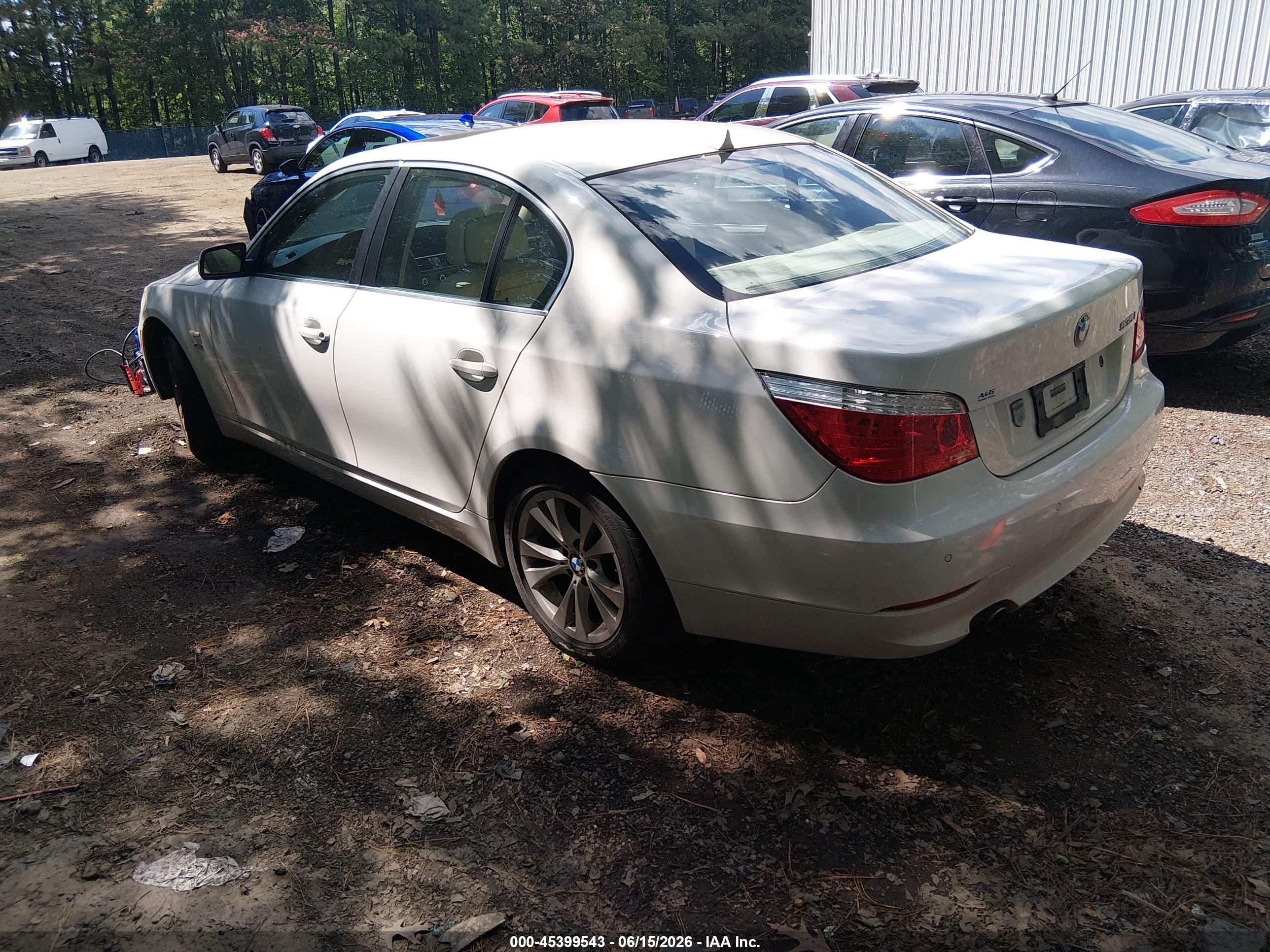 2010 Bmw 535i Xdrive White vin: WBANV9C55AC136737