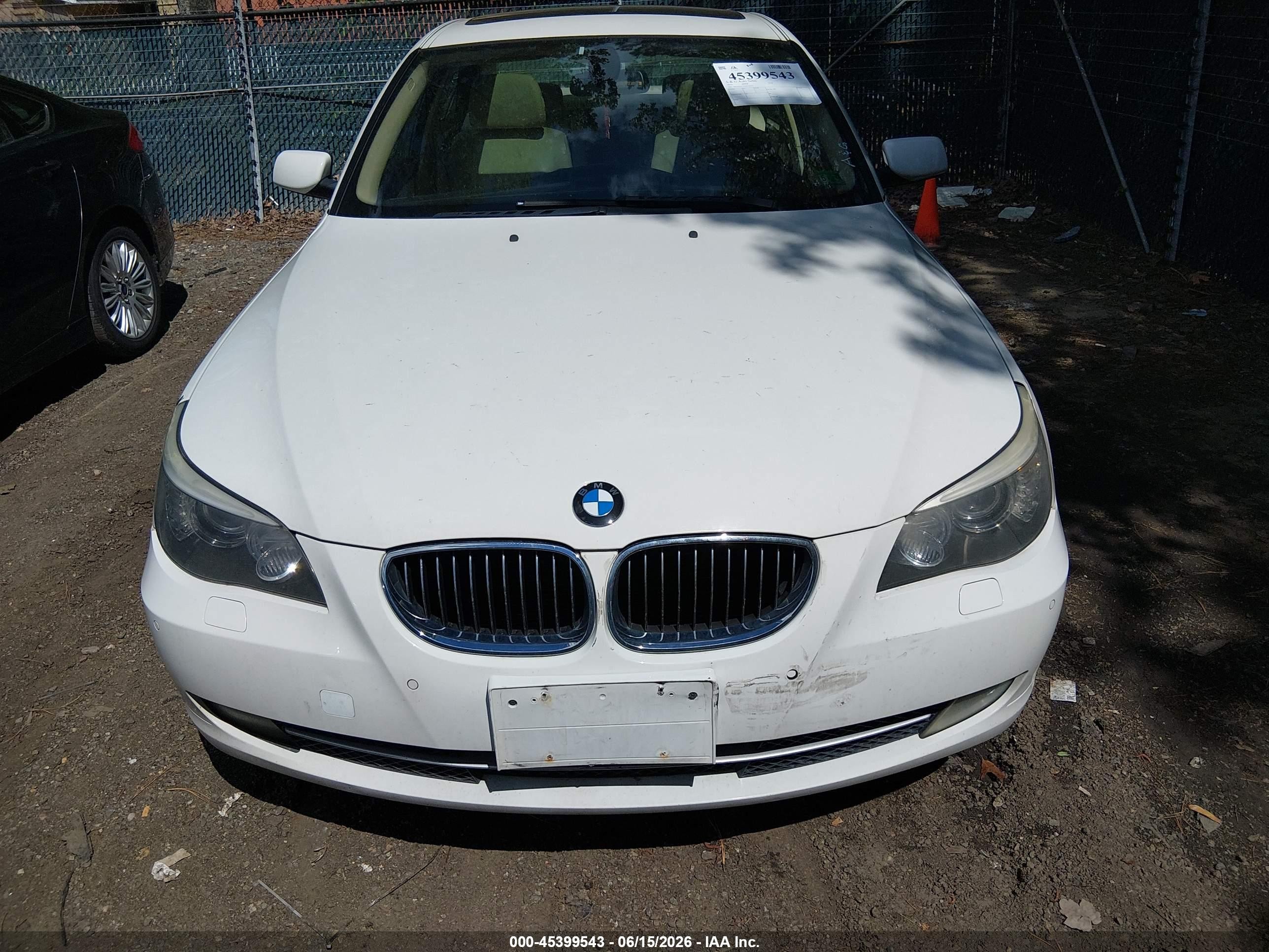 2010 Bmw 535i Xdrive White vin: WBANV9C55AC136737