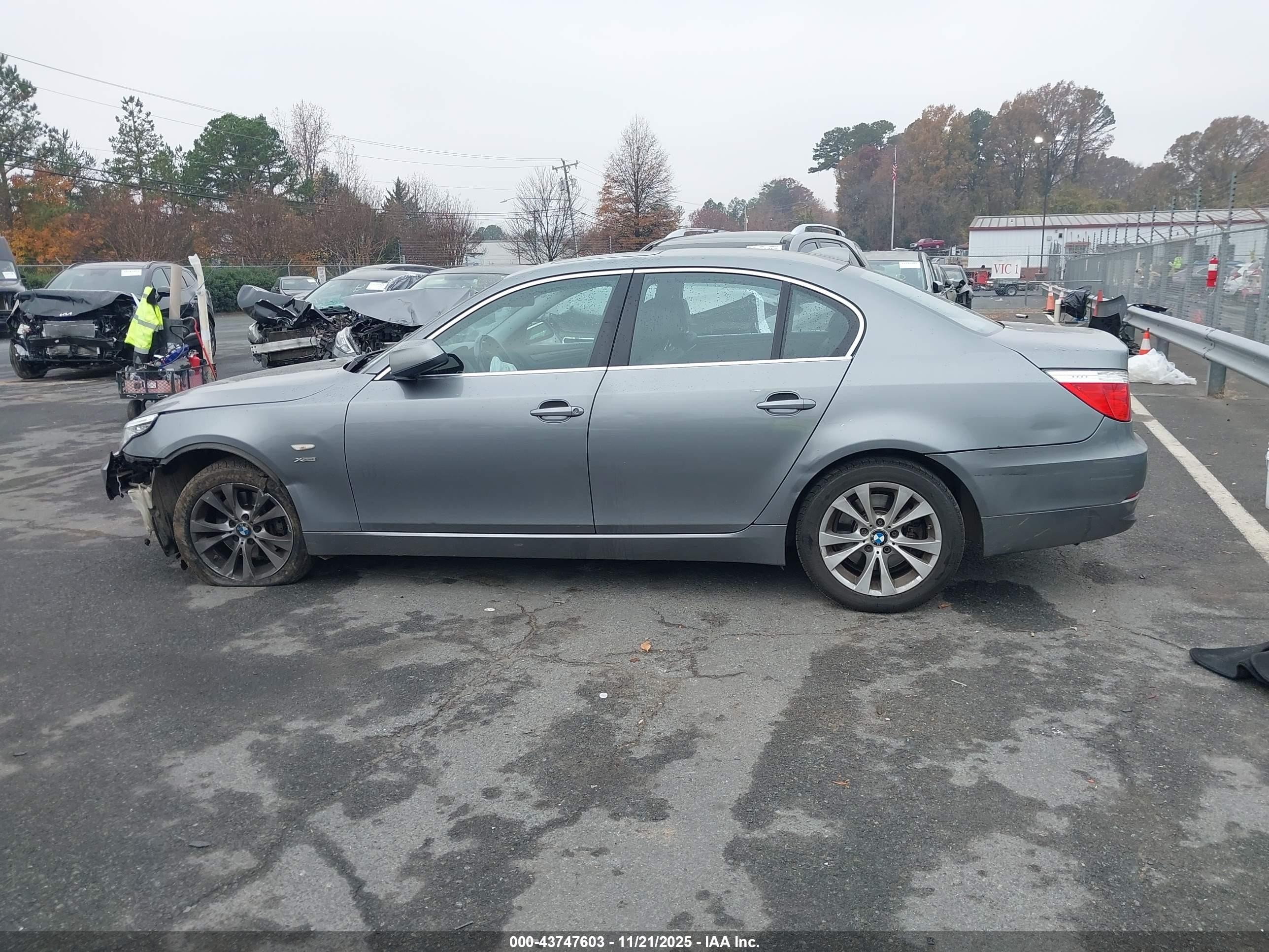 2010 Bmw 535i Xdrive Gray vin: WBANV9C55AC390657