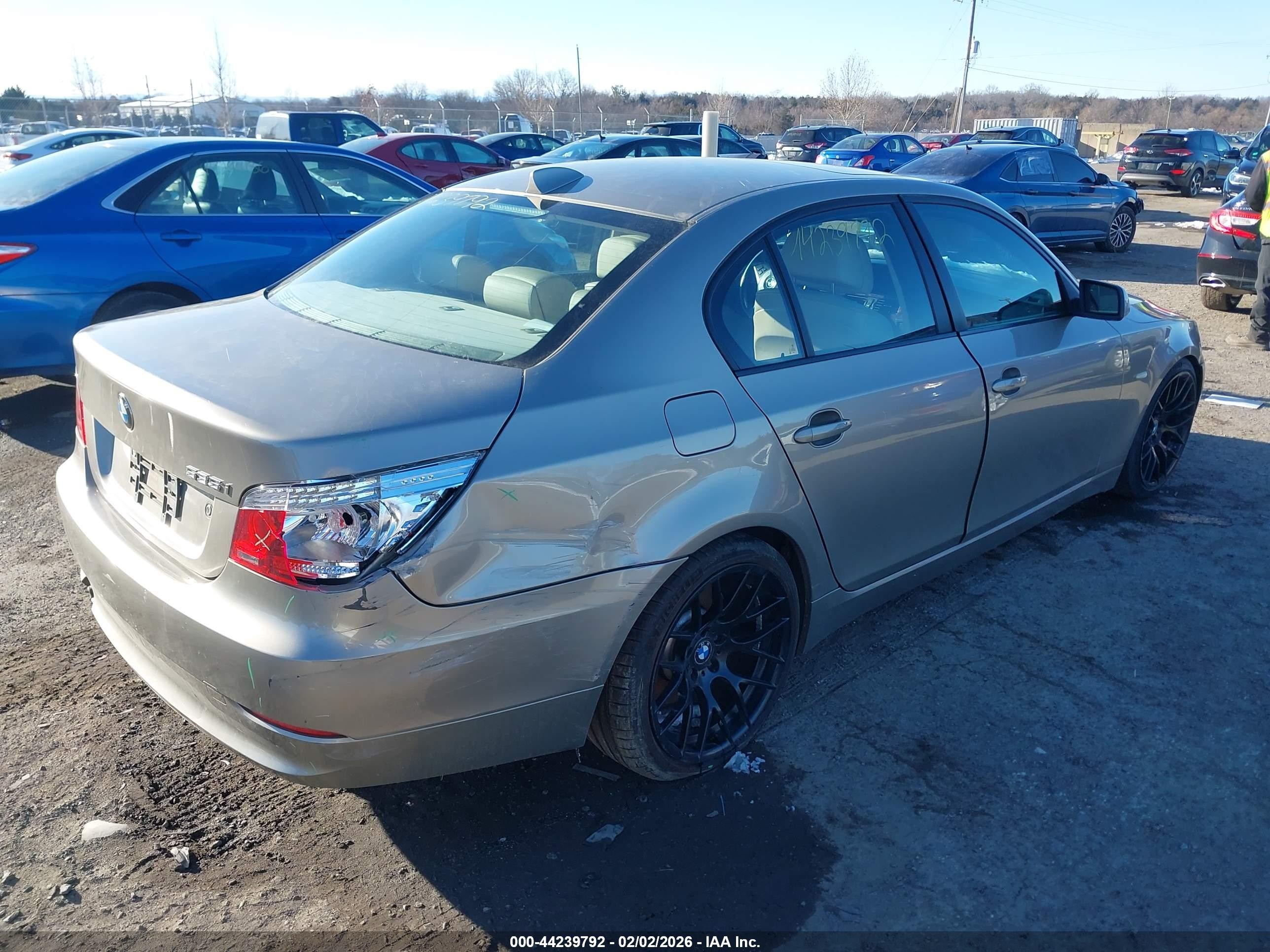 2009 Bmw 535i   Beige vin: WBANW13529C163775