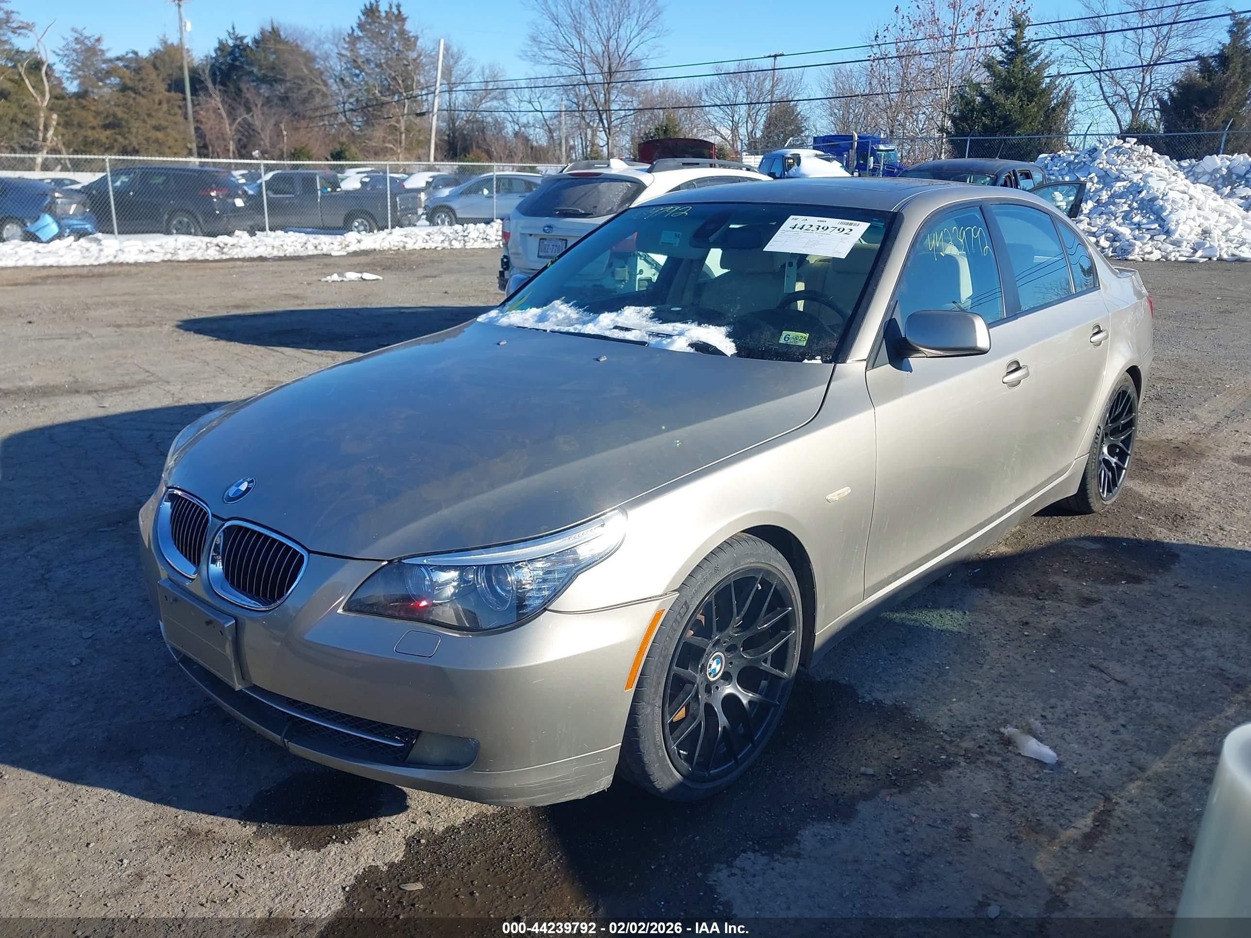 2009 Bmw 535i   Beige vin: WBANW13529C163775