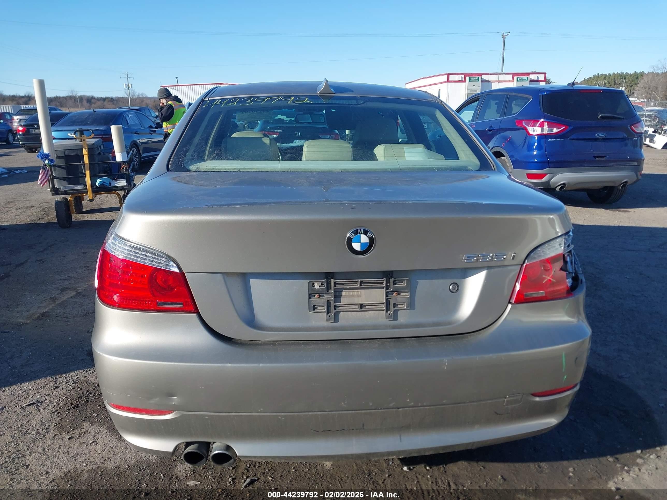 2009 Bmw 535i   Beige vin: WBANW13529C163775