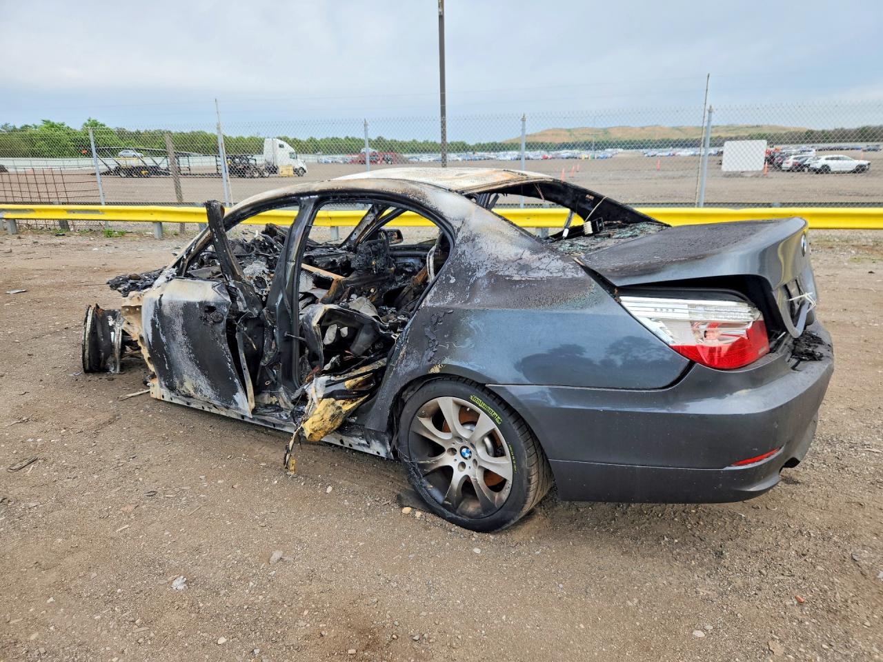 2008 Bmw 535 I Burn vin: WBANW13538CZ77397