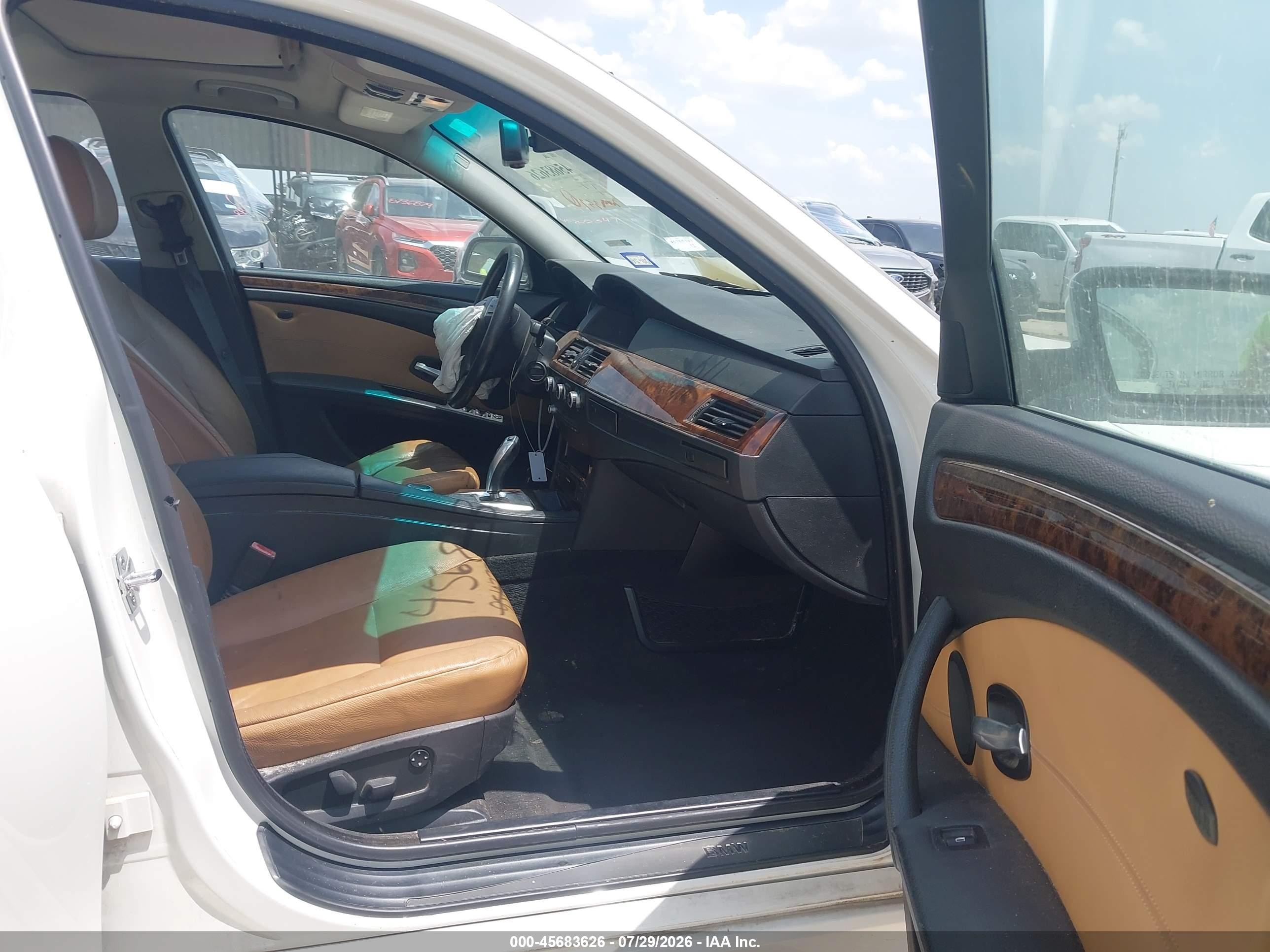 2008 Bmw 535i   White vin: WBANW13538CZ77741