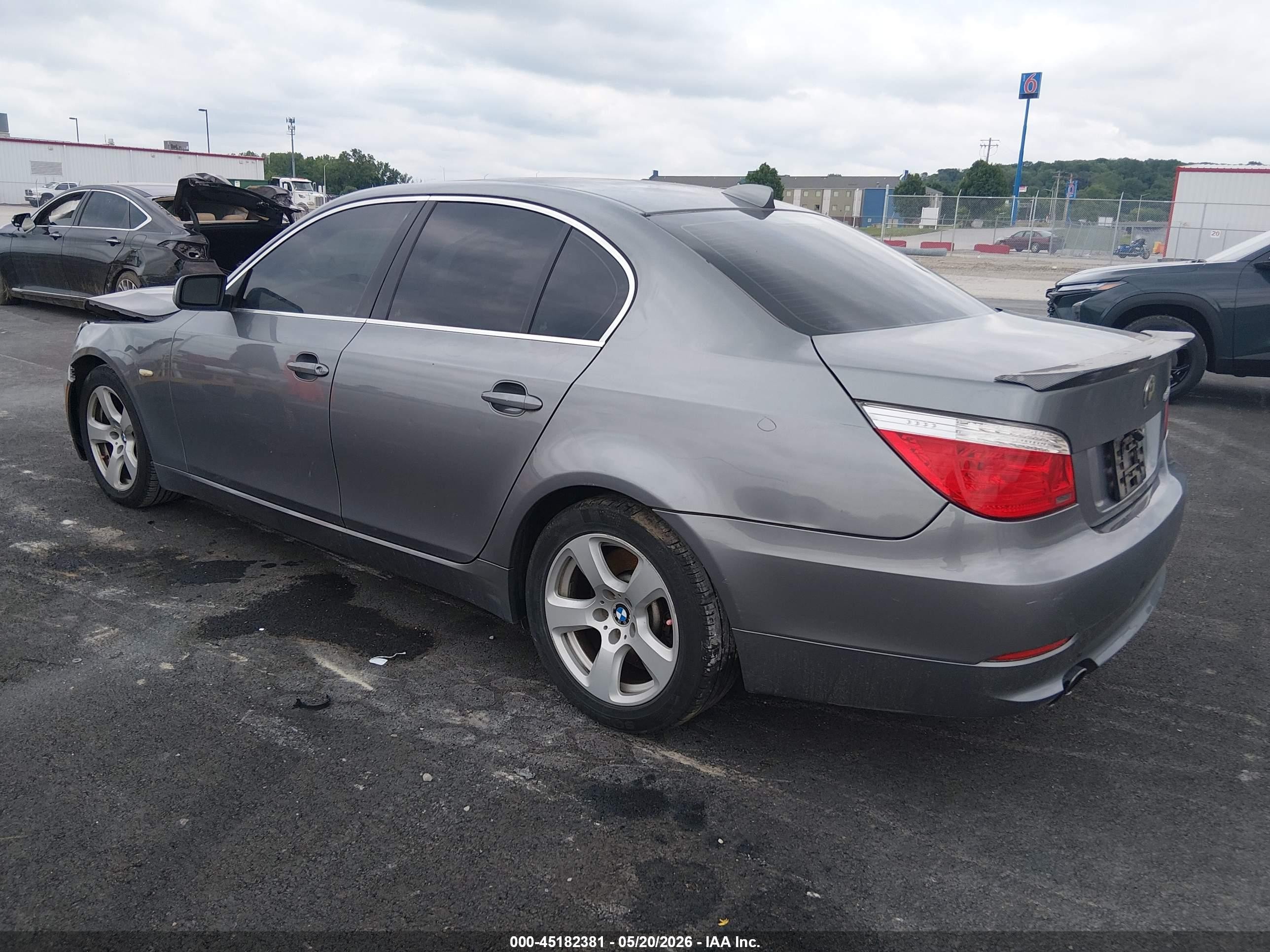 2008 Bmw 535i   Silver vin: WBANW13538CZ82387